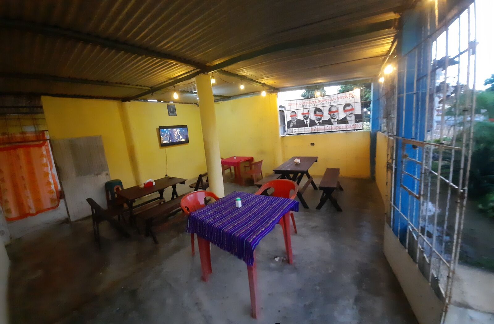 TLAYUDAS EL CHARRO image 3