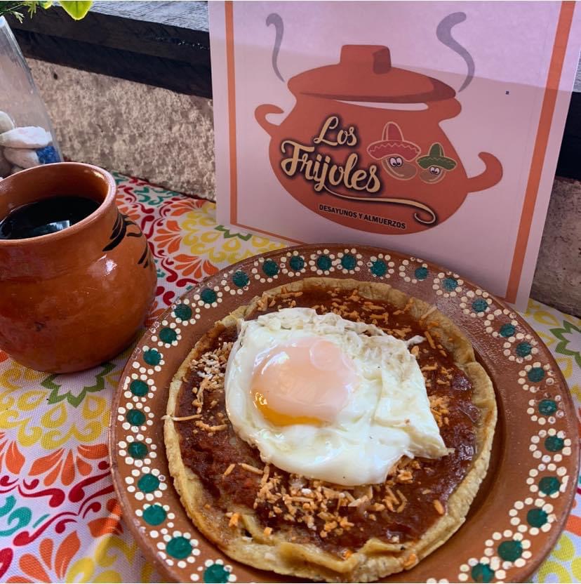 LOS MANTELES image 4