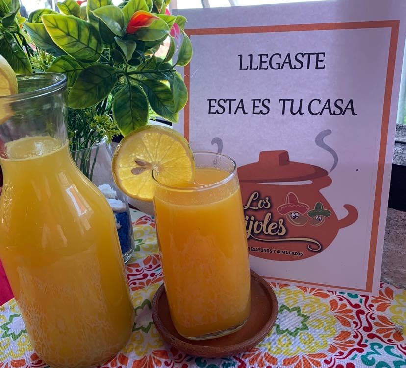 LOS MANTELES image 8