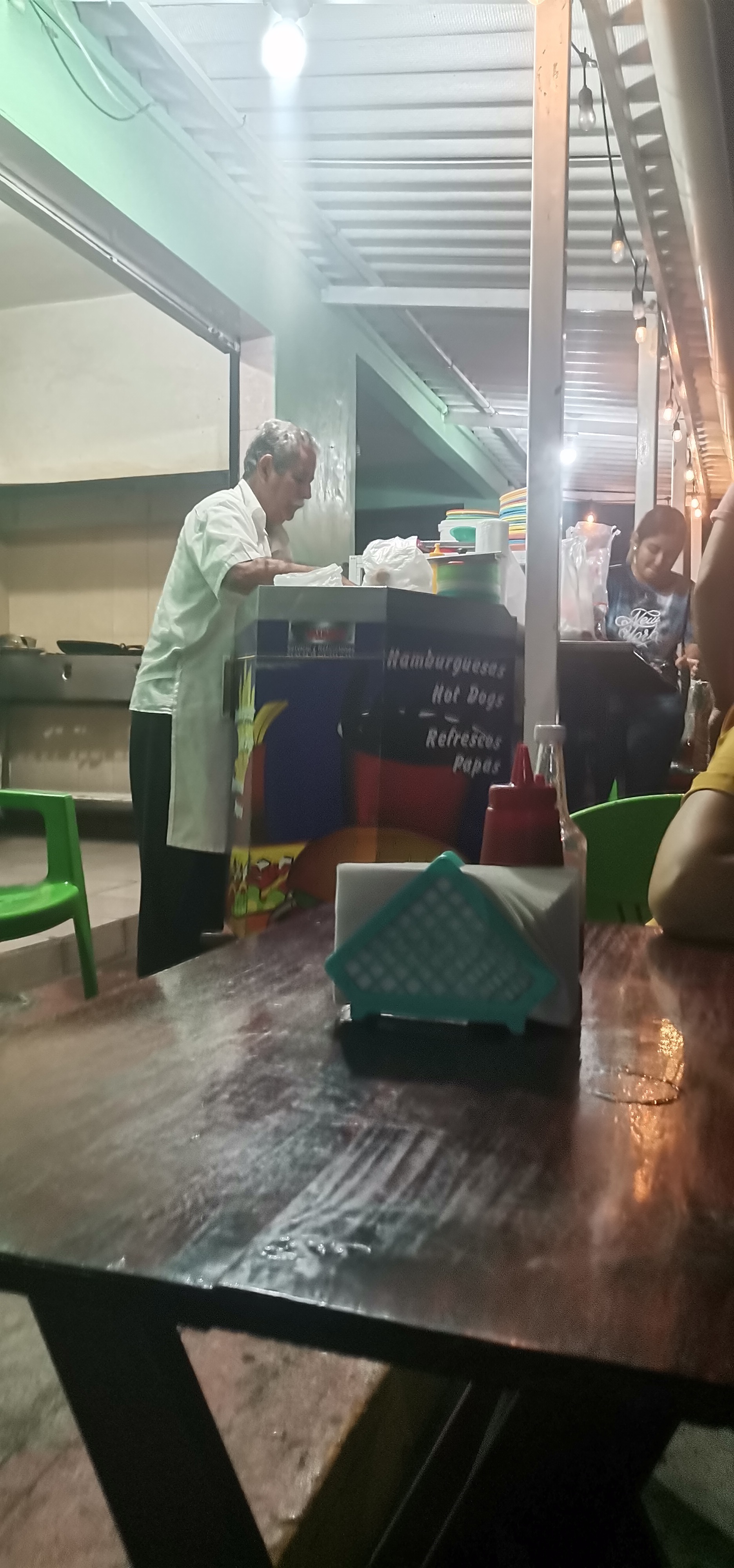 HOT DOG'S DON RICARDO image 7