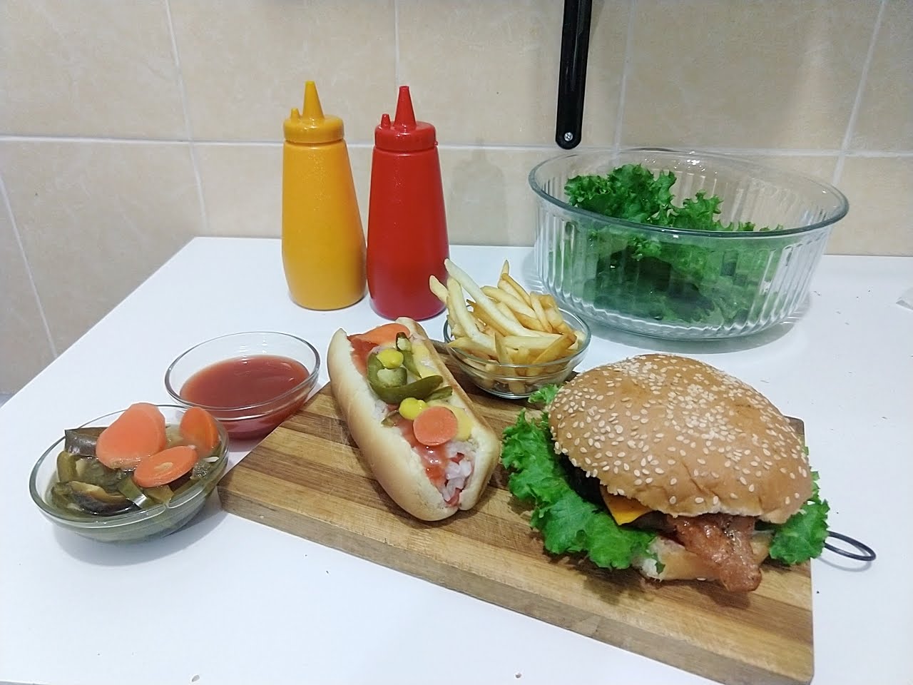 HOT DOG'S DON RICARDO image 8