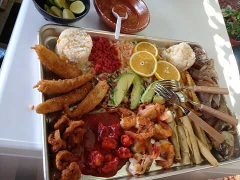 Restaurante"La Cabaña De La Guera" Mariscos" image 5