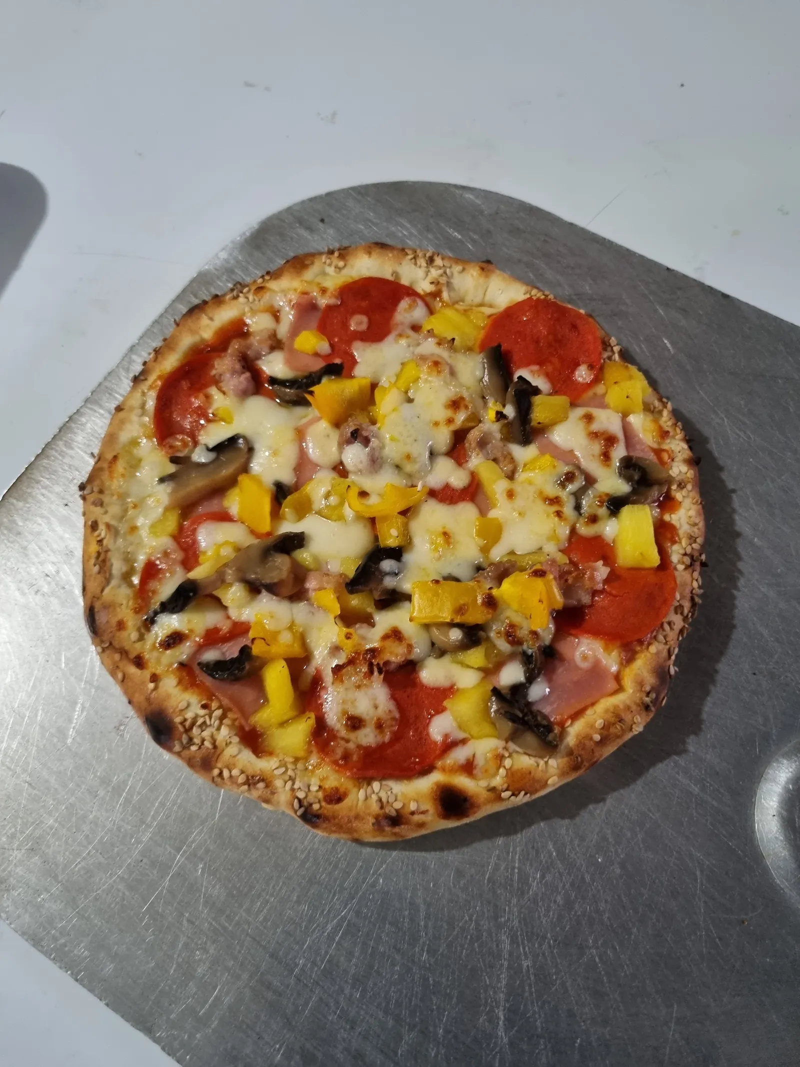 Banana King Pizzeria image 6