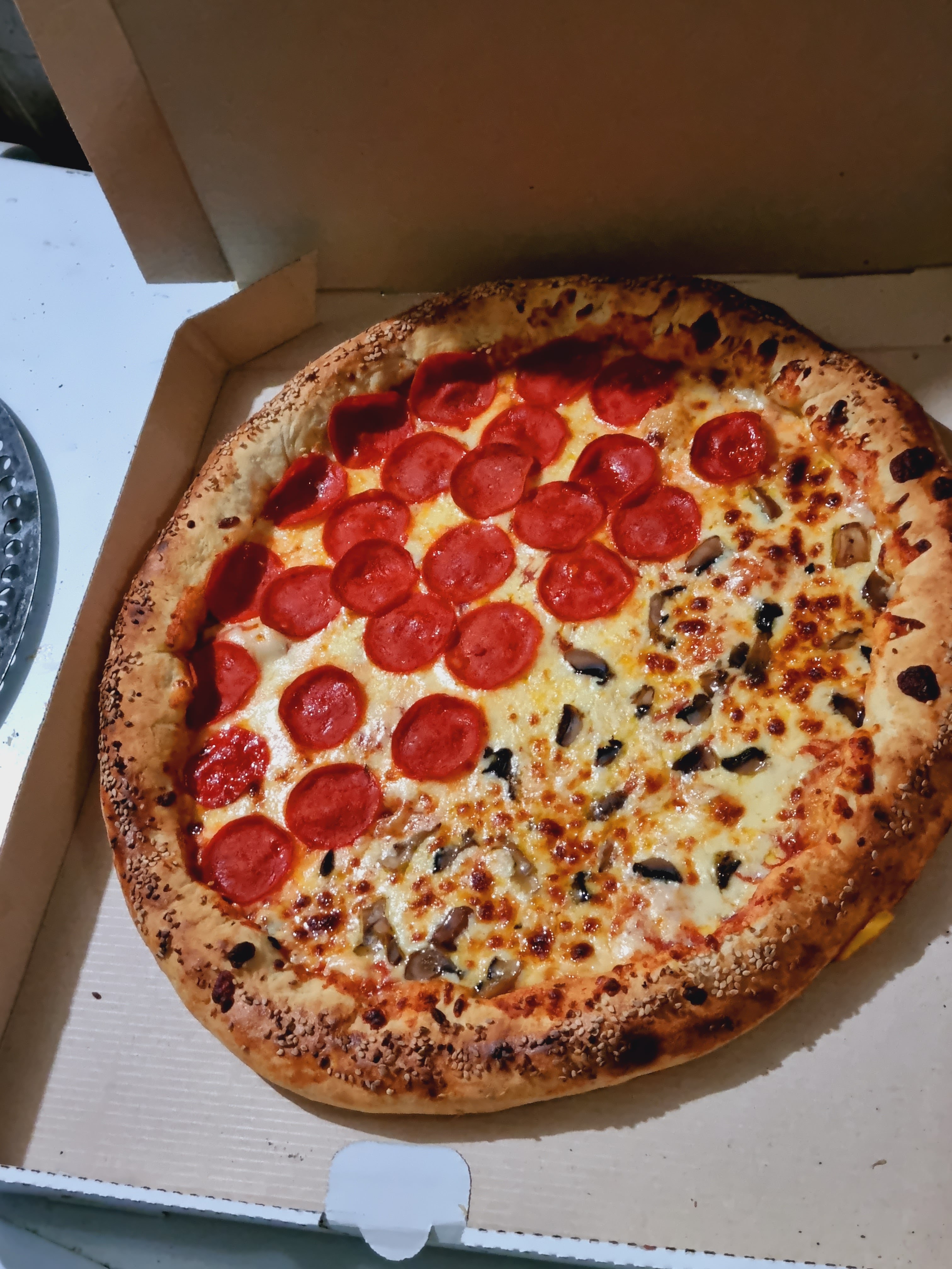 Banana King Pizzeria image 7