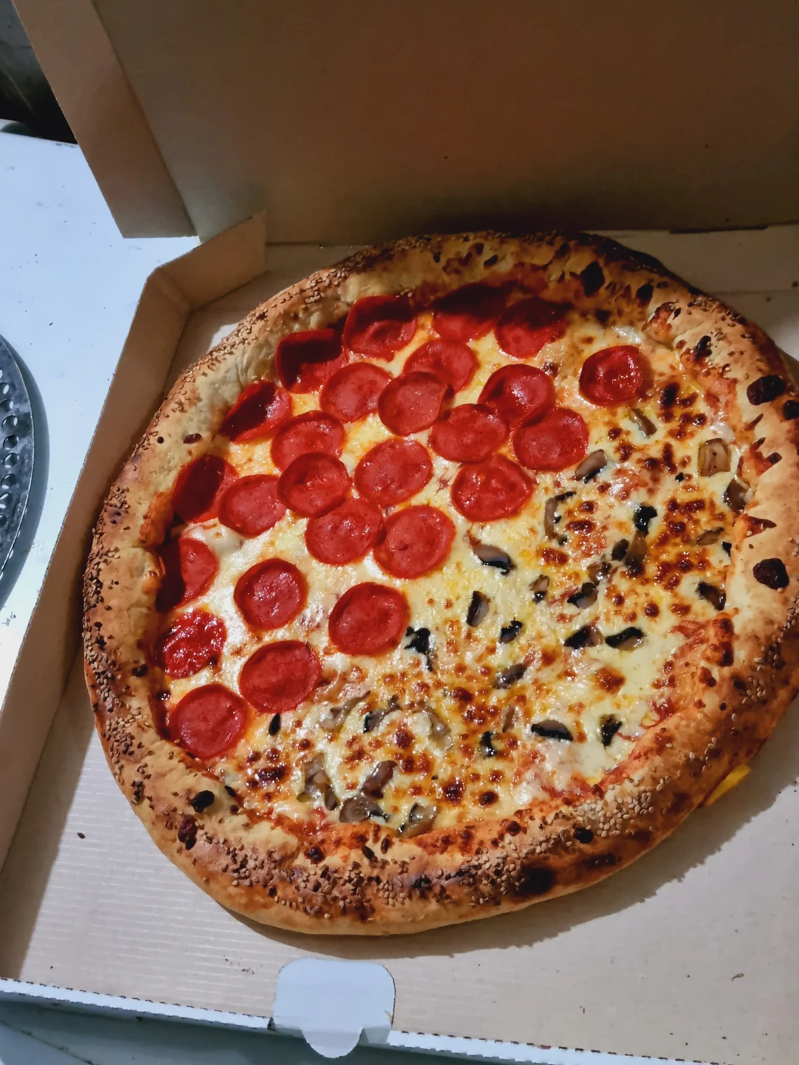 Banana King Pizzeria image 7