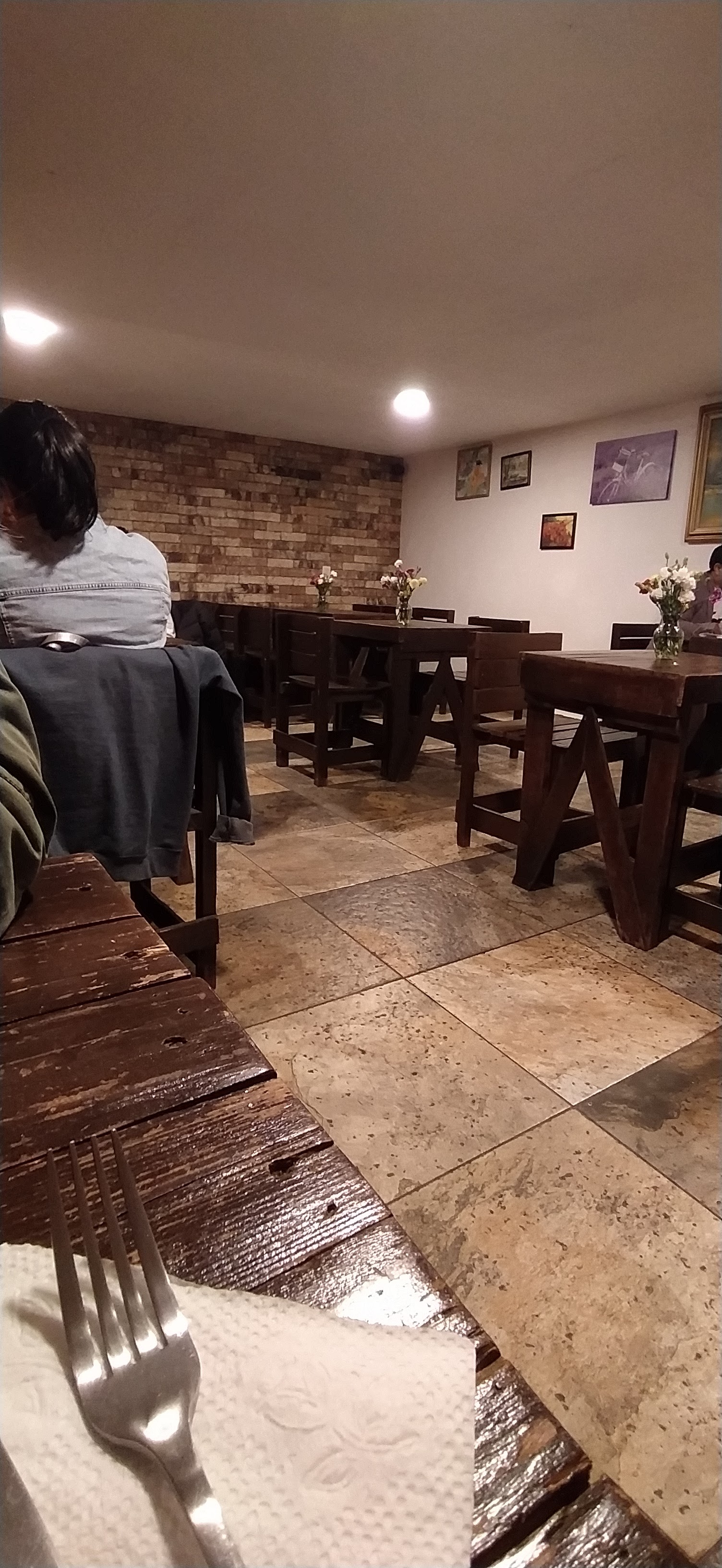 ESTHELLA Pizzería Napolitana & Trattoria image 6