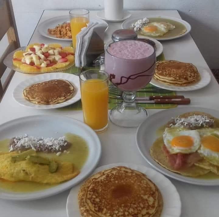 Mi Xonita's Food image 3