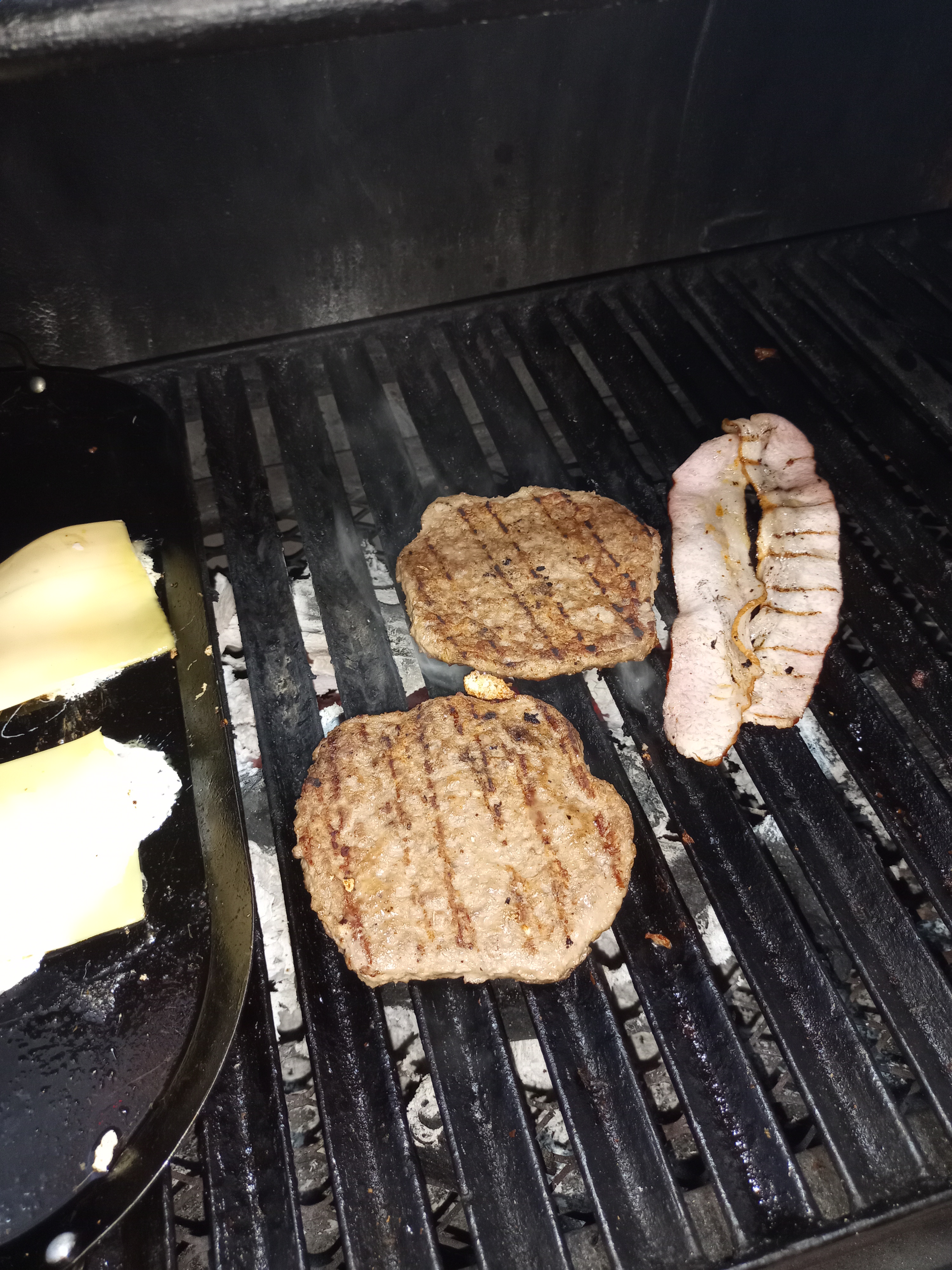 Alitas & Costillas "El Forastero" image 5