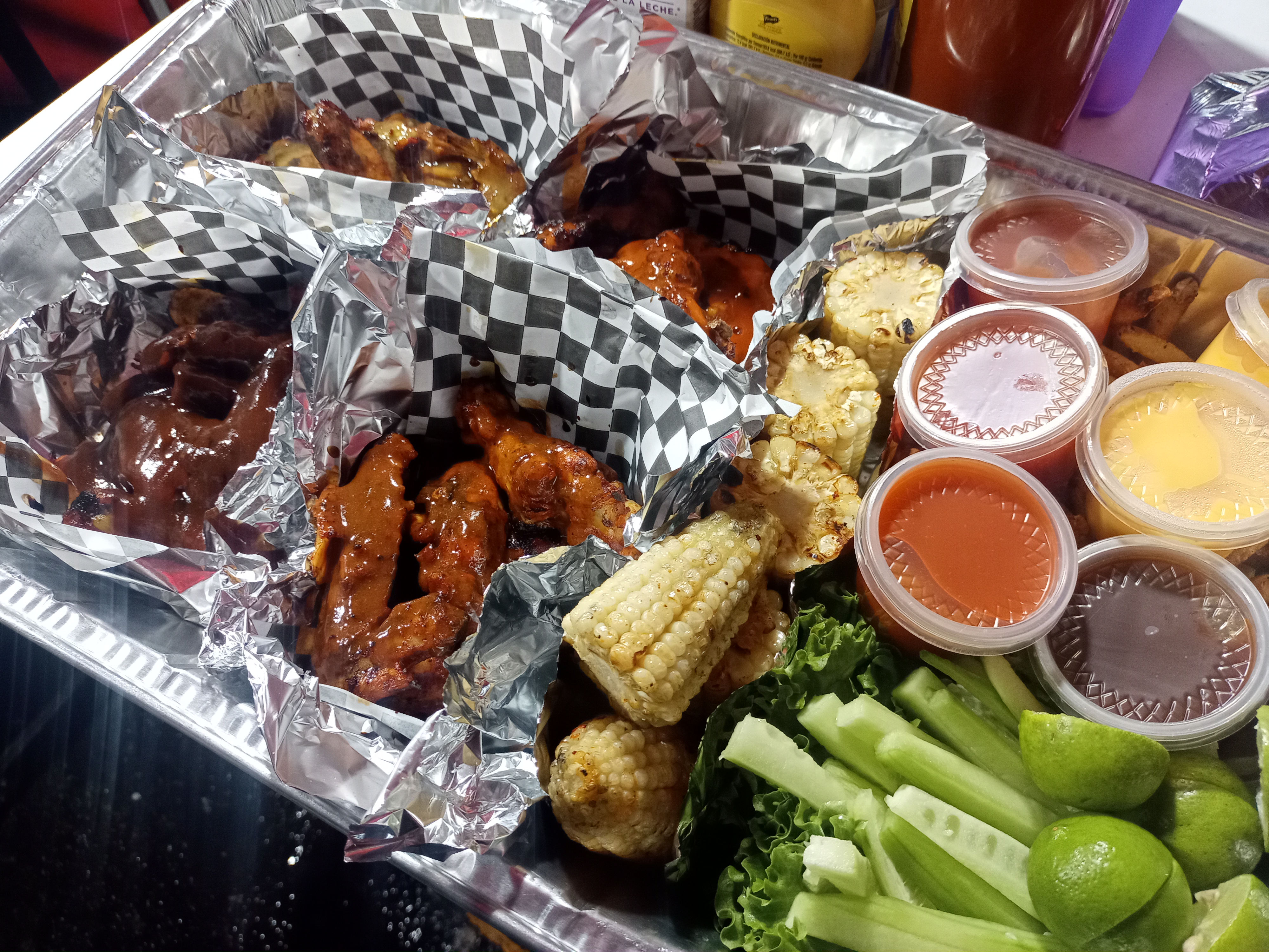 Alitas & Costillas "El Forastero" image 10