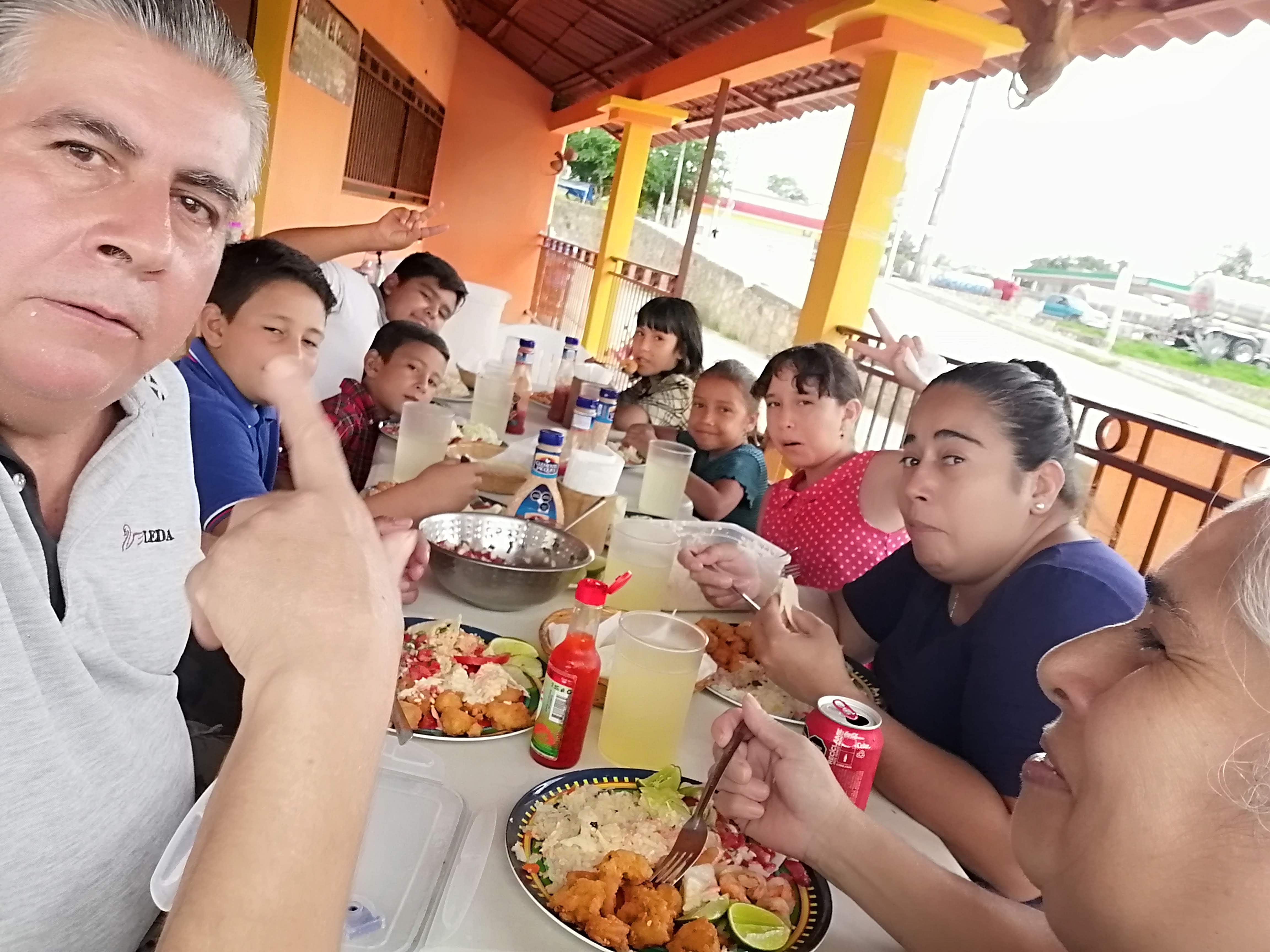 Cenaduria El Crucero image 4