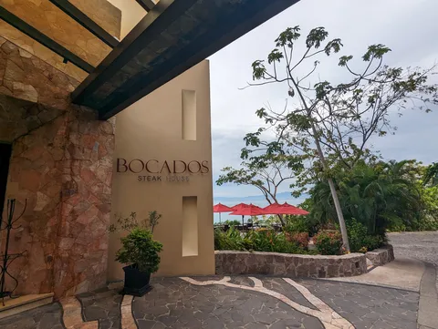 Bocados image 6