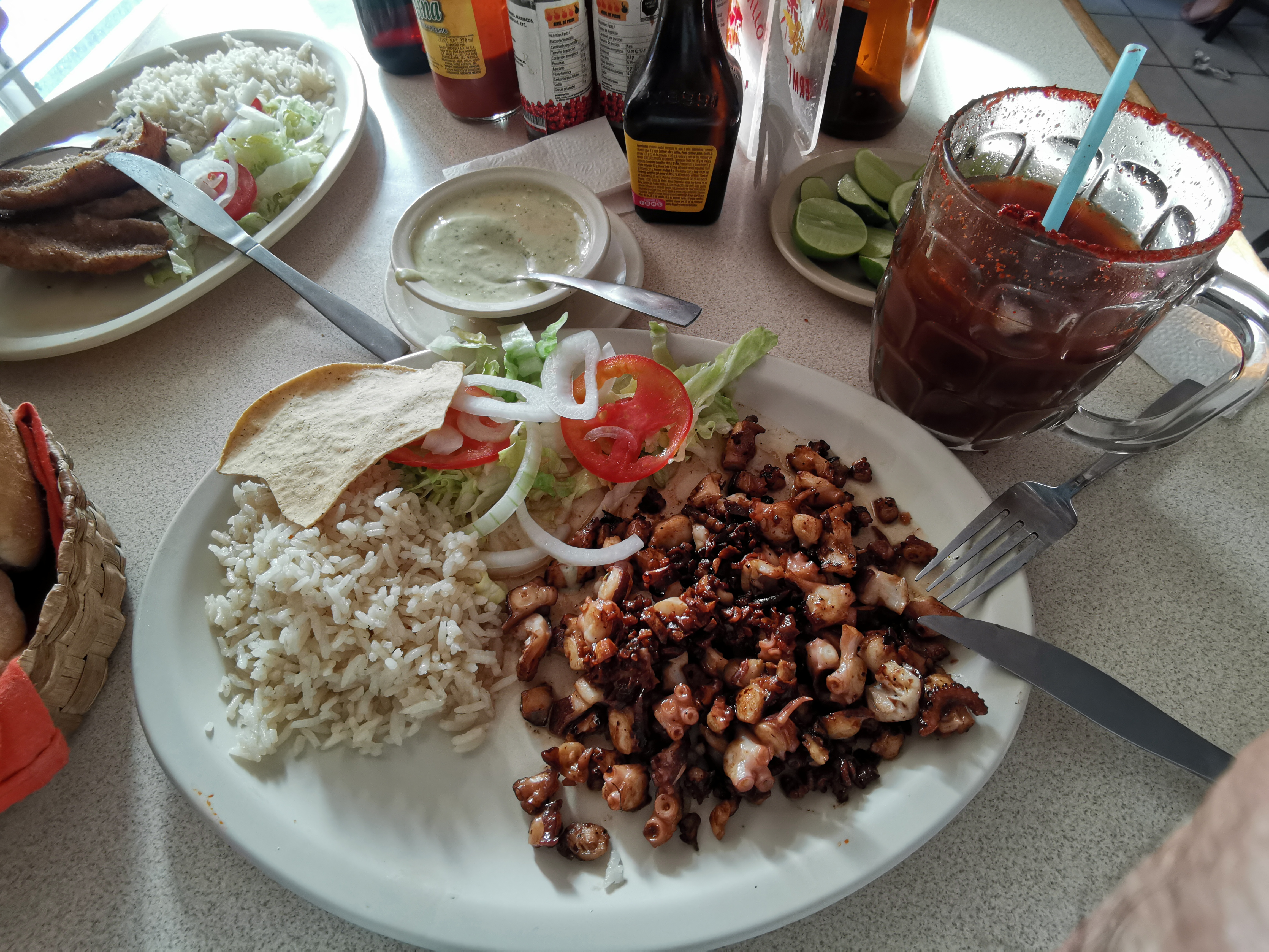 Mariscos El Cangrejillo Ermitaño image 5