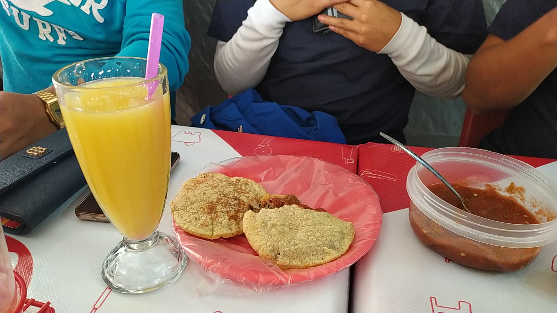Gorditas y burritos doña Chayo image 3