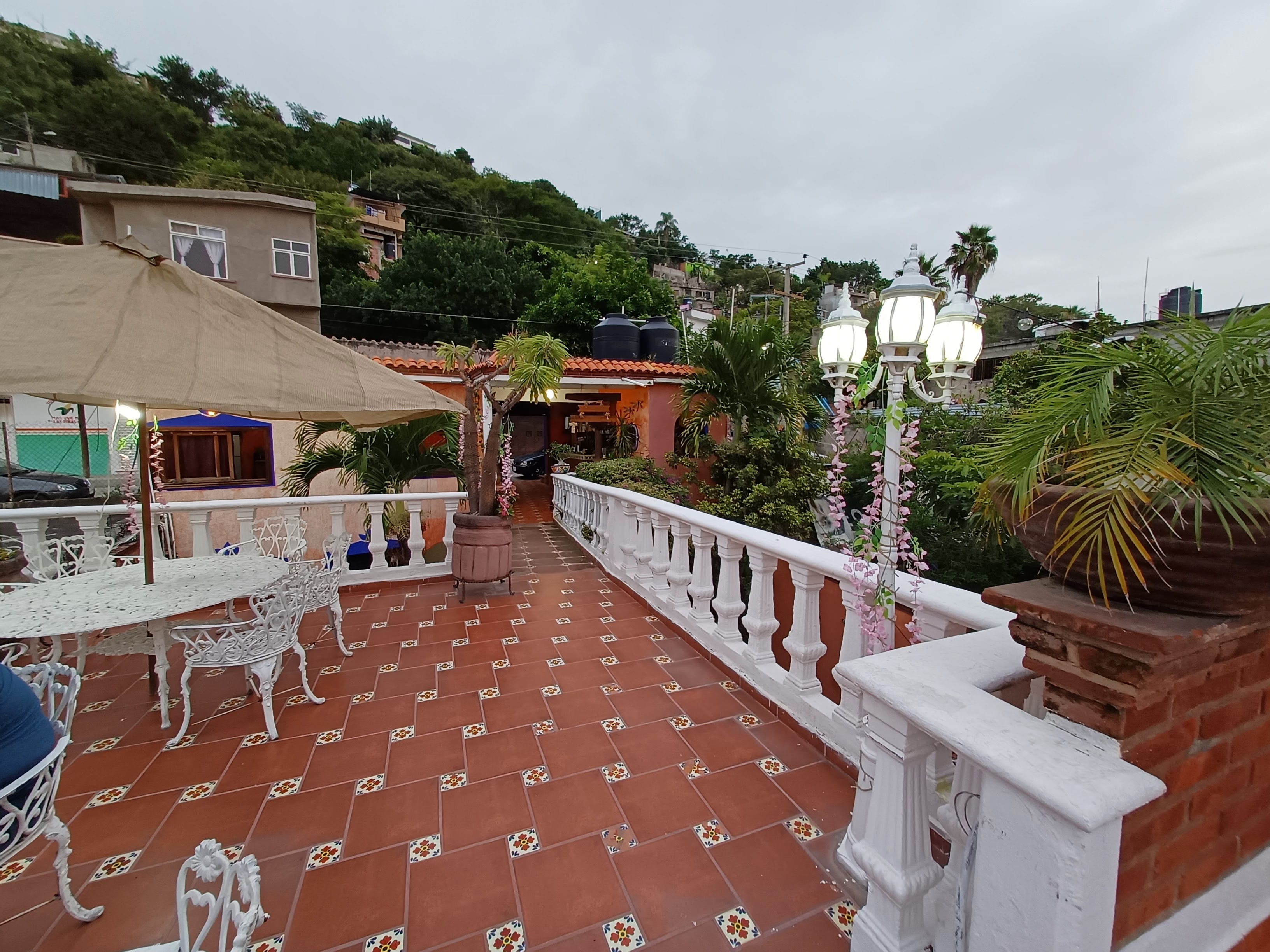 pozoleria el mirador image 1