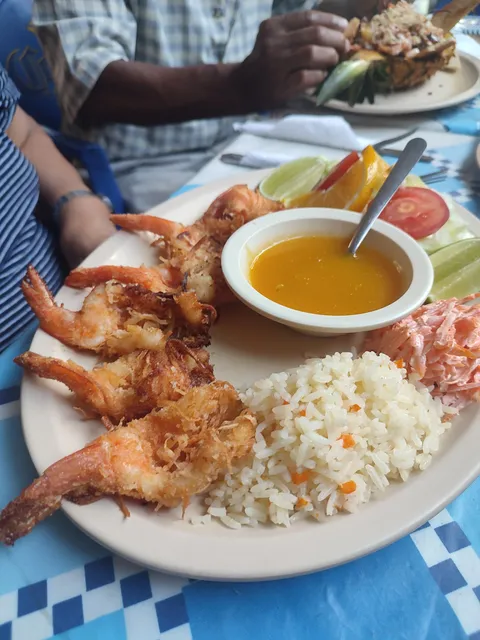 Mariscos El Eden image 6