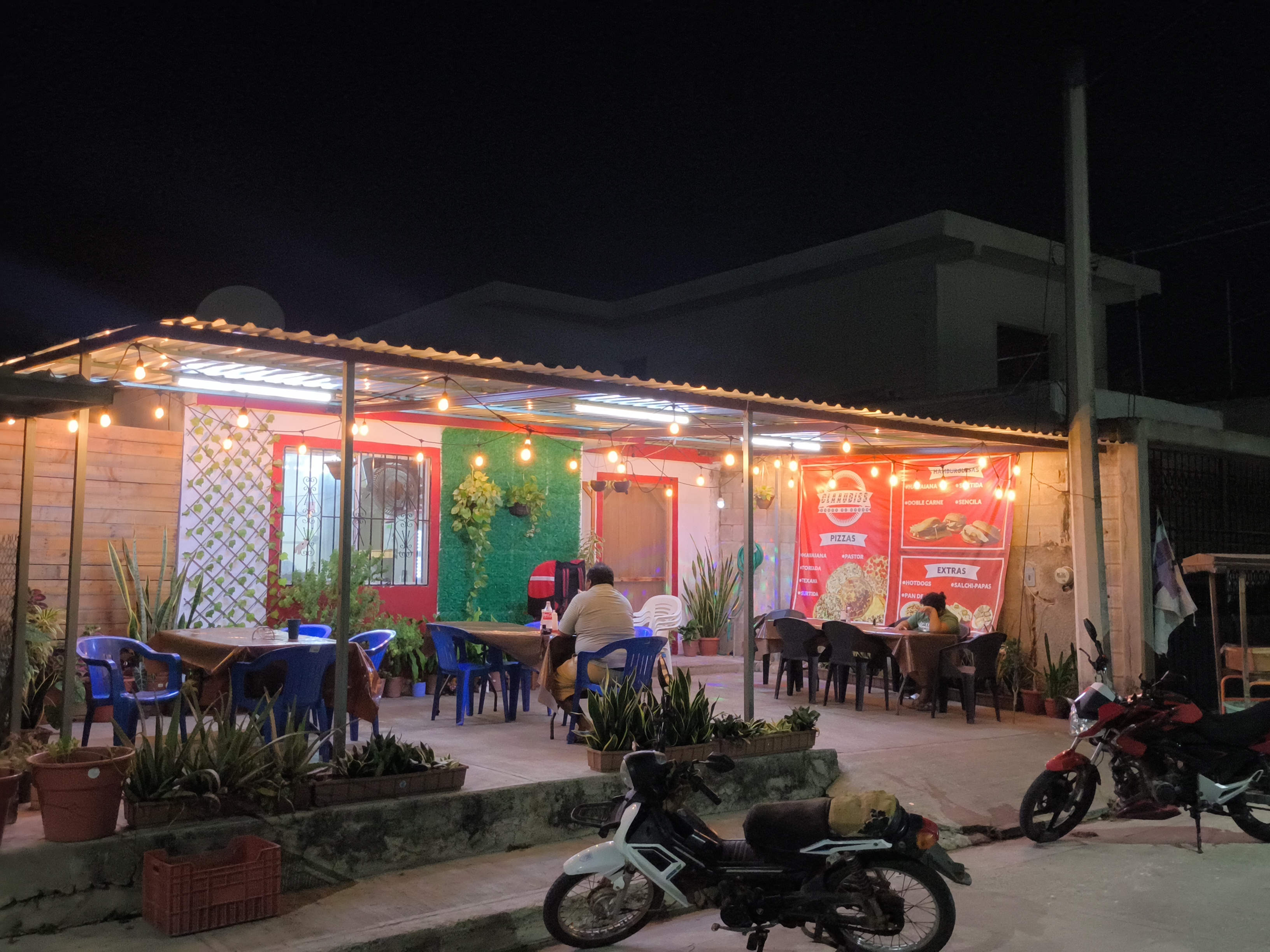 Pizzas Claaudiss image 3