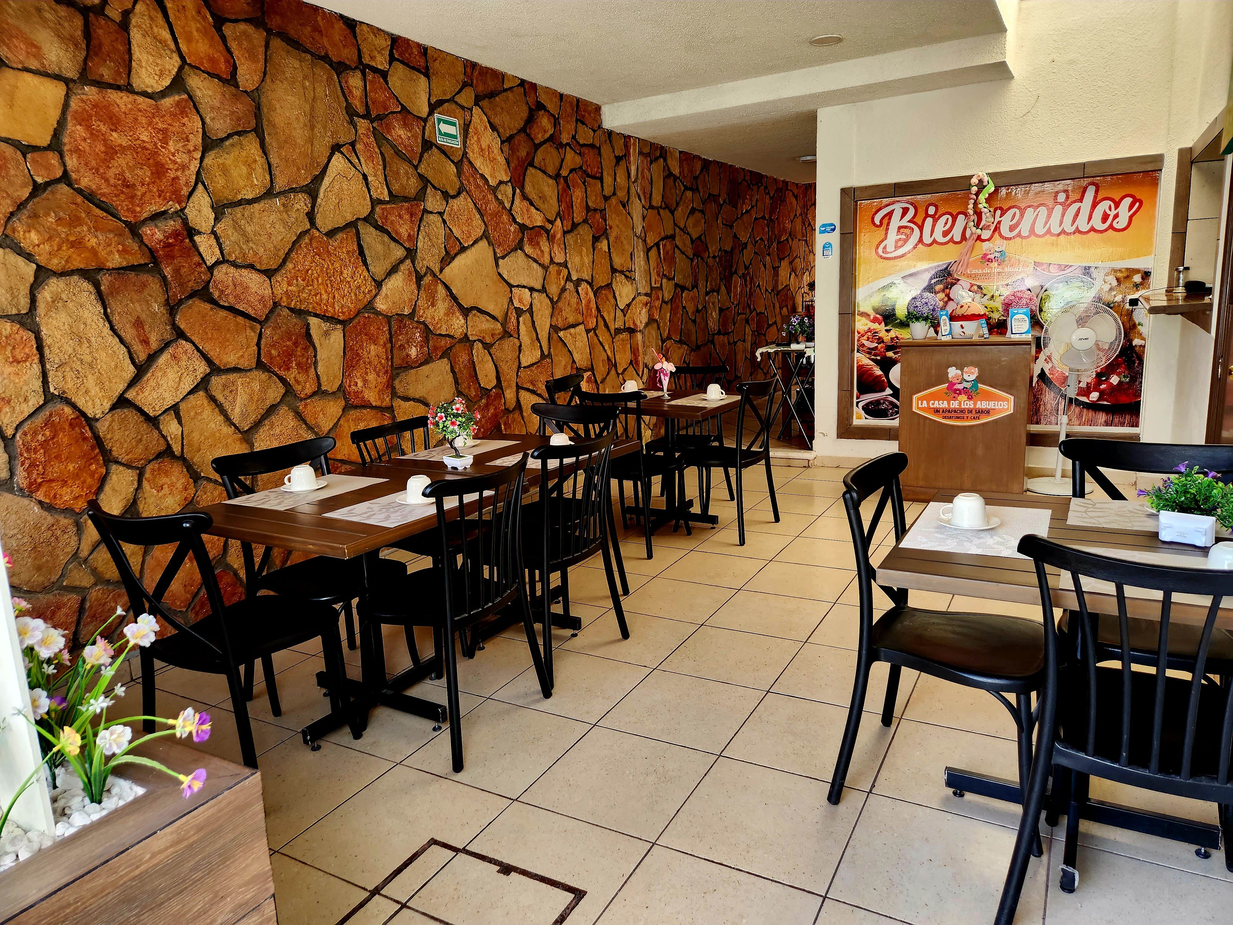 Restaurante La Casa De Los Abuelos image 1