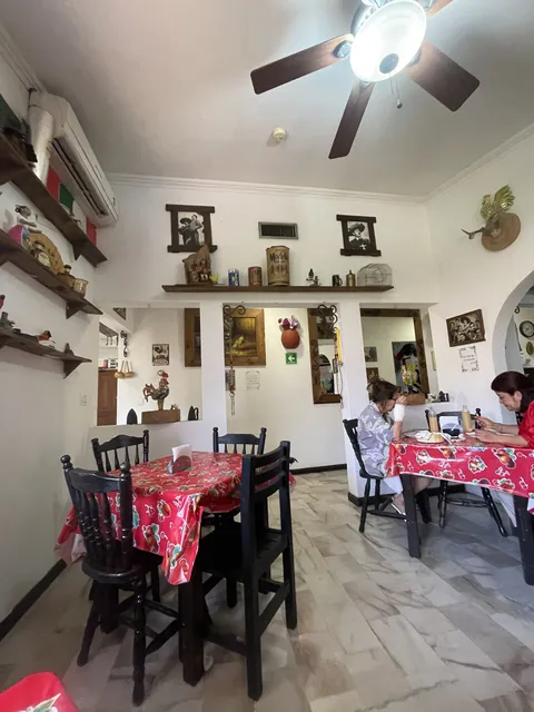 El Gallito image 7