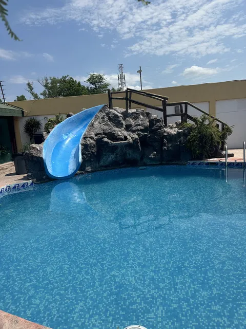 Tirolesa Restaurant image 6