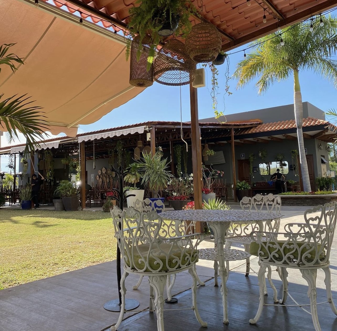 Omi Restaurante image 7