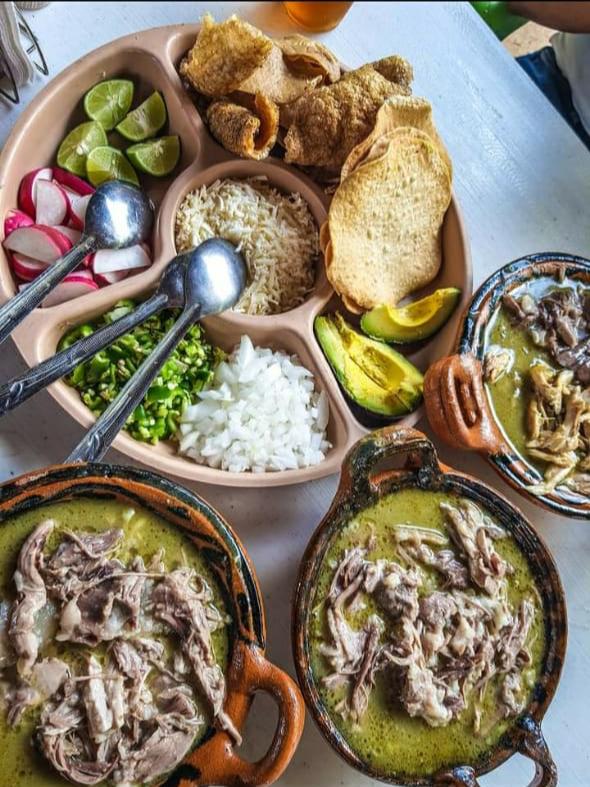 Pozoleria "Doña Elo" image 1