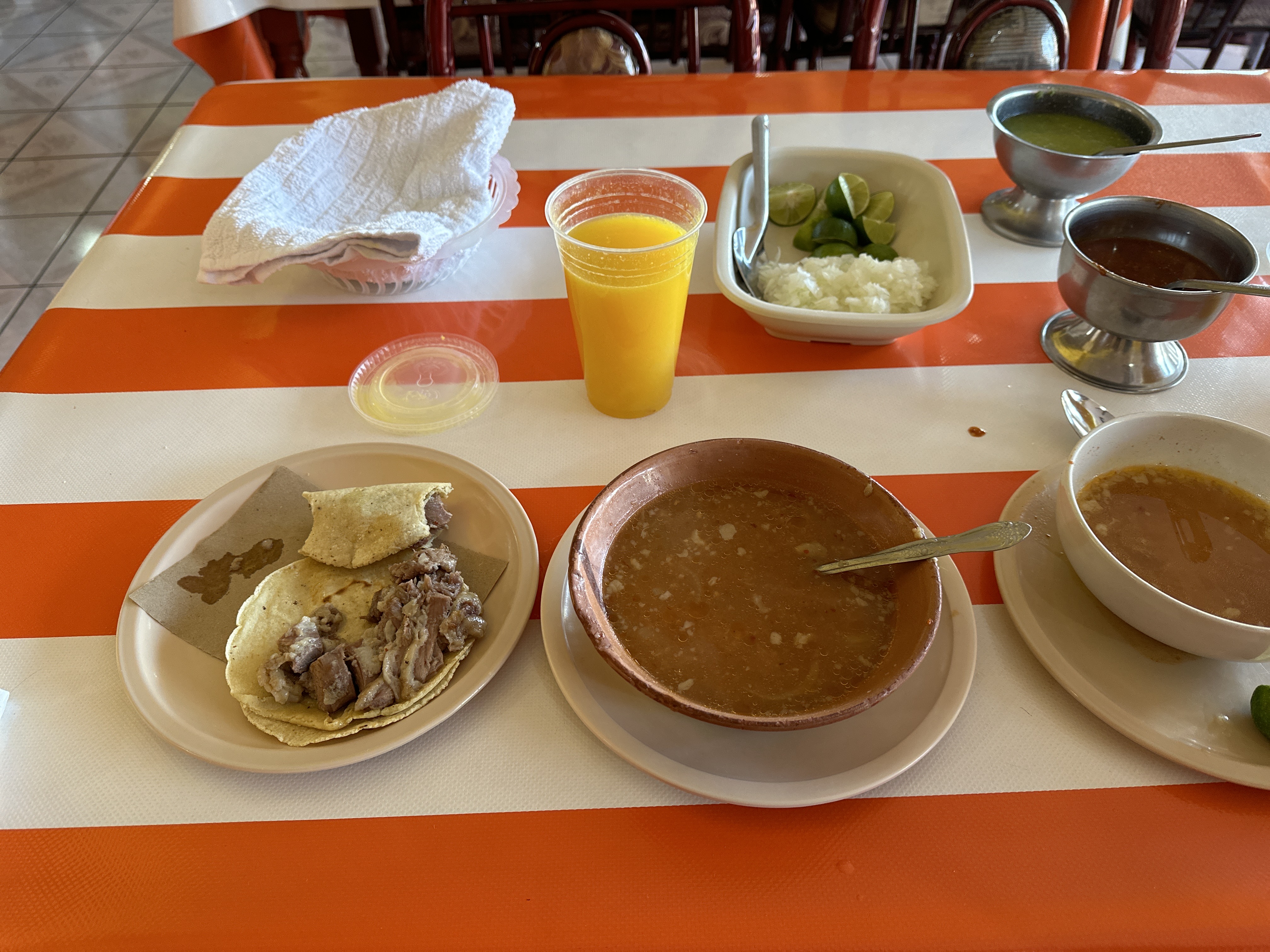 BARBACOA Y XIMBO Señora LEO image 5