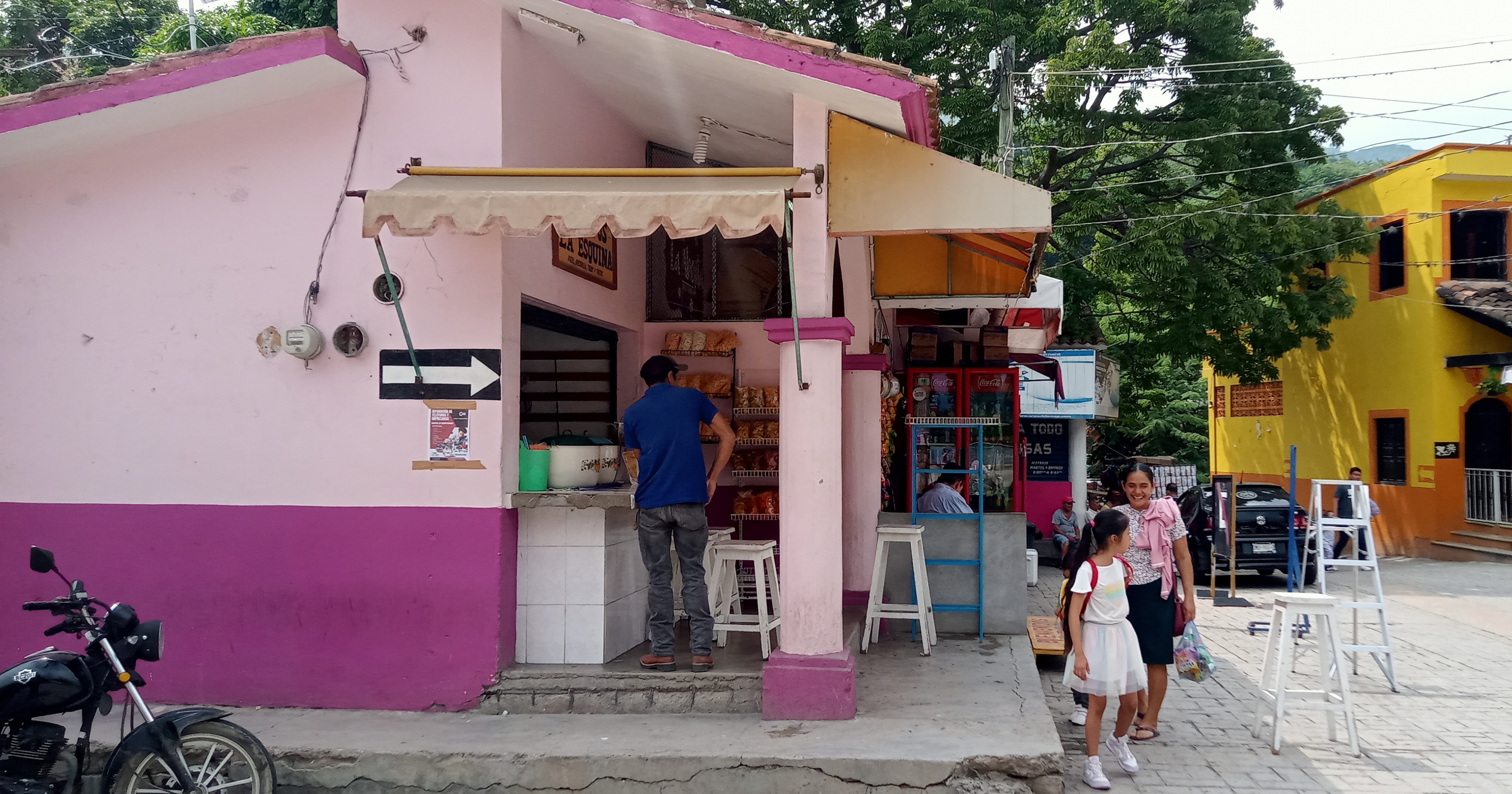 ANTOJITOS LA ESQUINA (POZOLERIA, PIZZERÍA) image 1