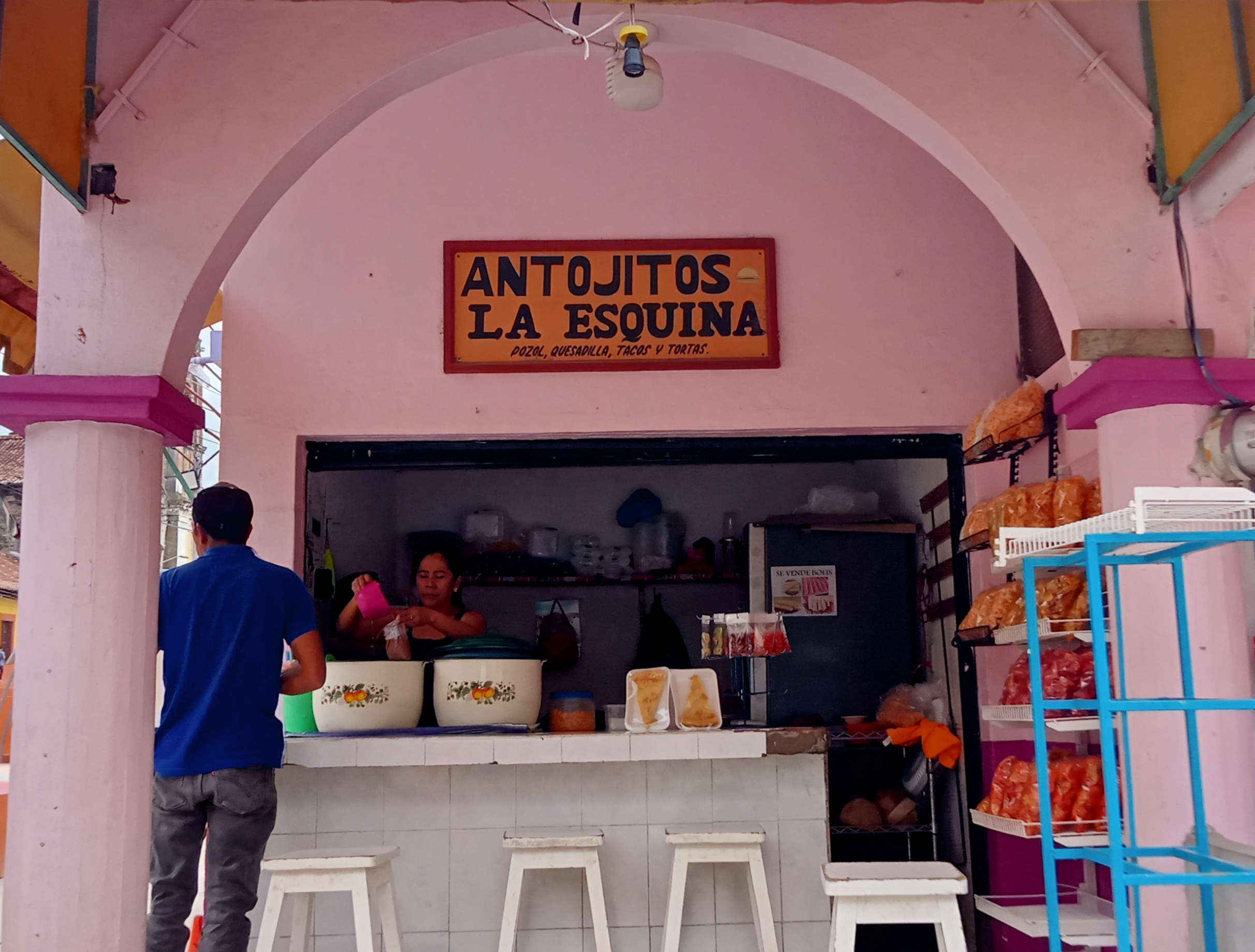 ANTOJITOS LA ESQUINA (POZOLERIA, PIZZERÍA) image 2