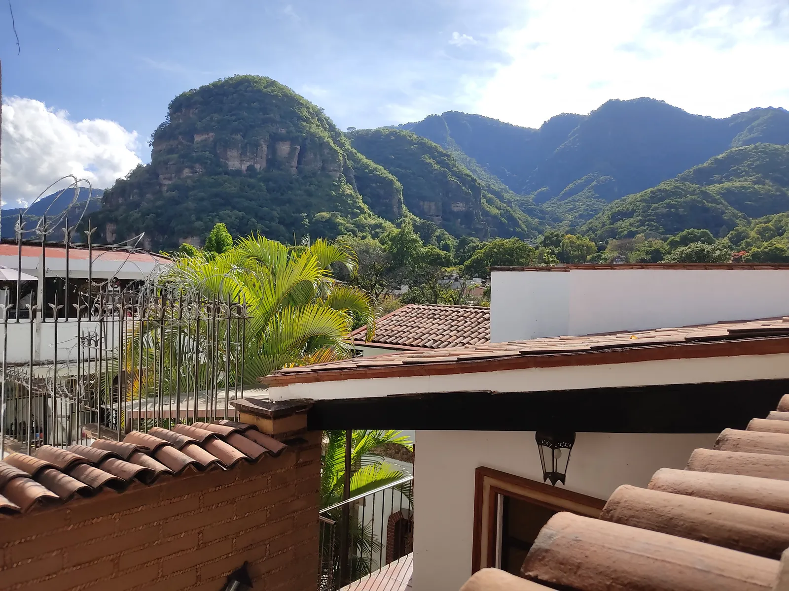 Tres Diablitos Malinalco image 3