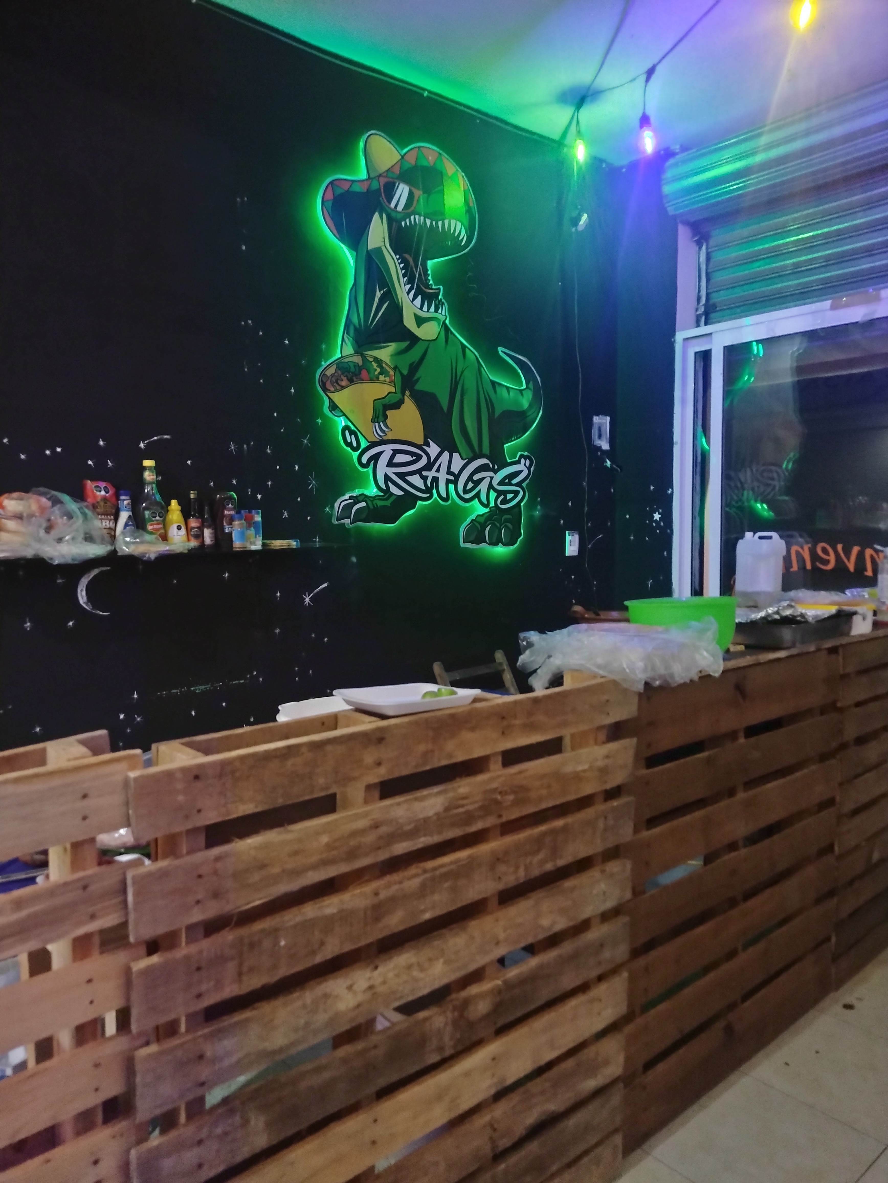 Taqueria y antojitos RAGS image 3