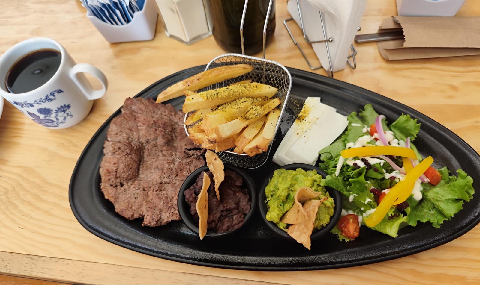 JACINTA Cocina casual image 6