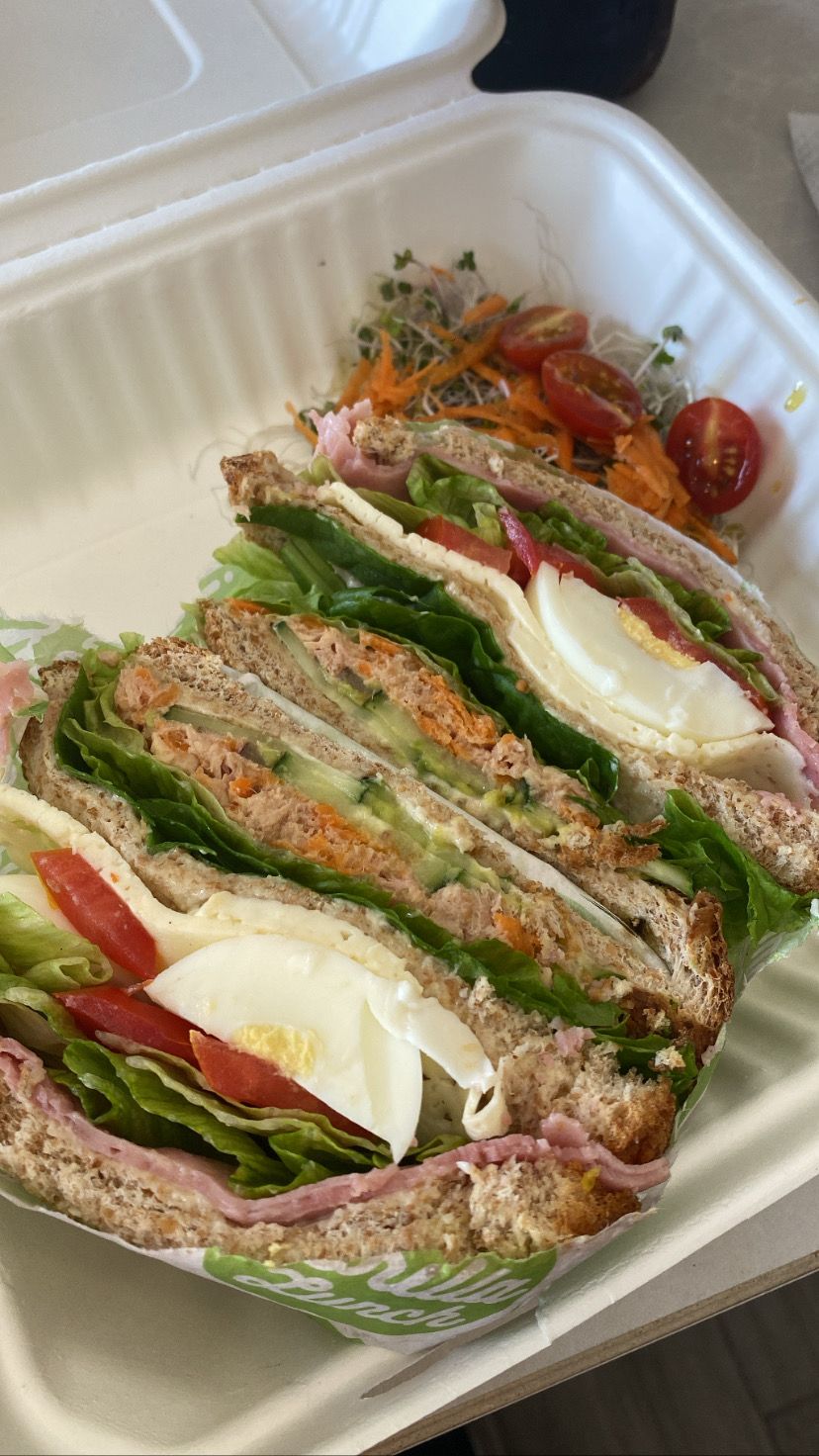 Gorilla Lunch image 7