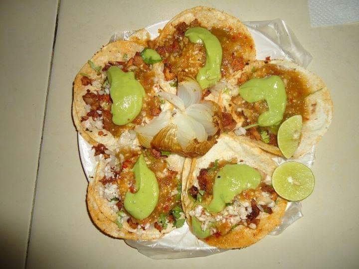 Las Carretas Taquería image 2