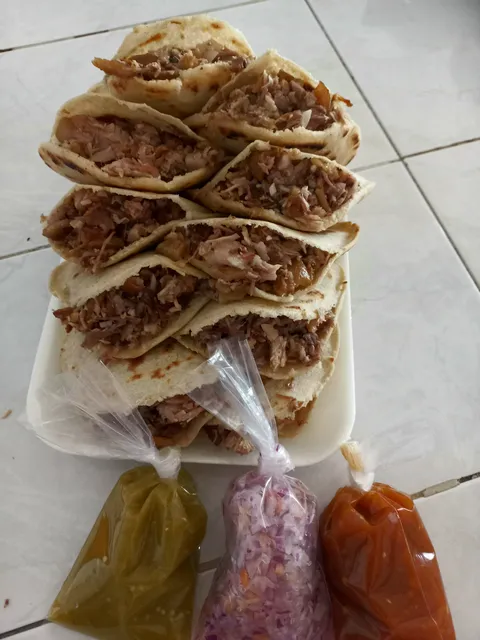 Toni's taquería image 1