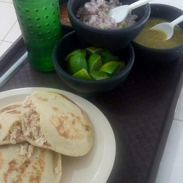 Toni's taquería image 9