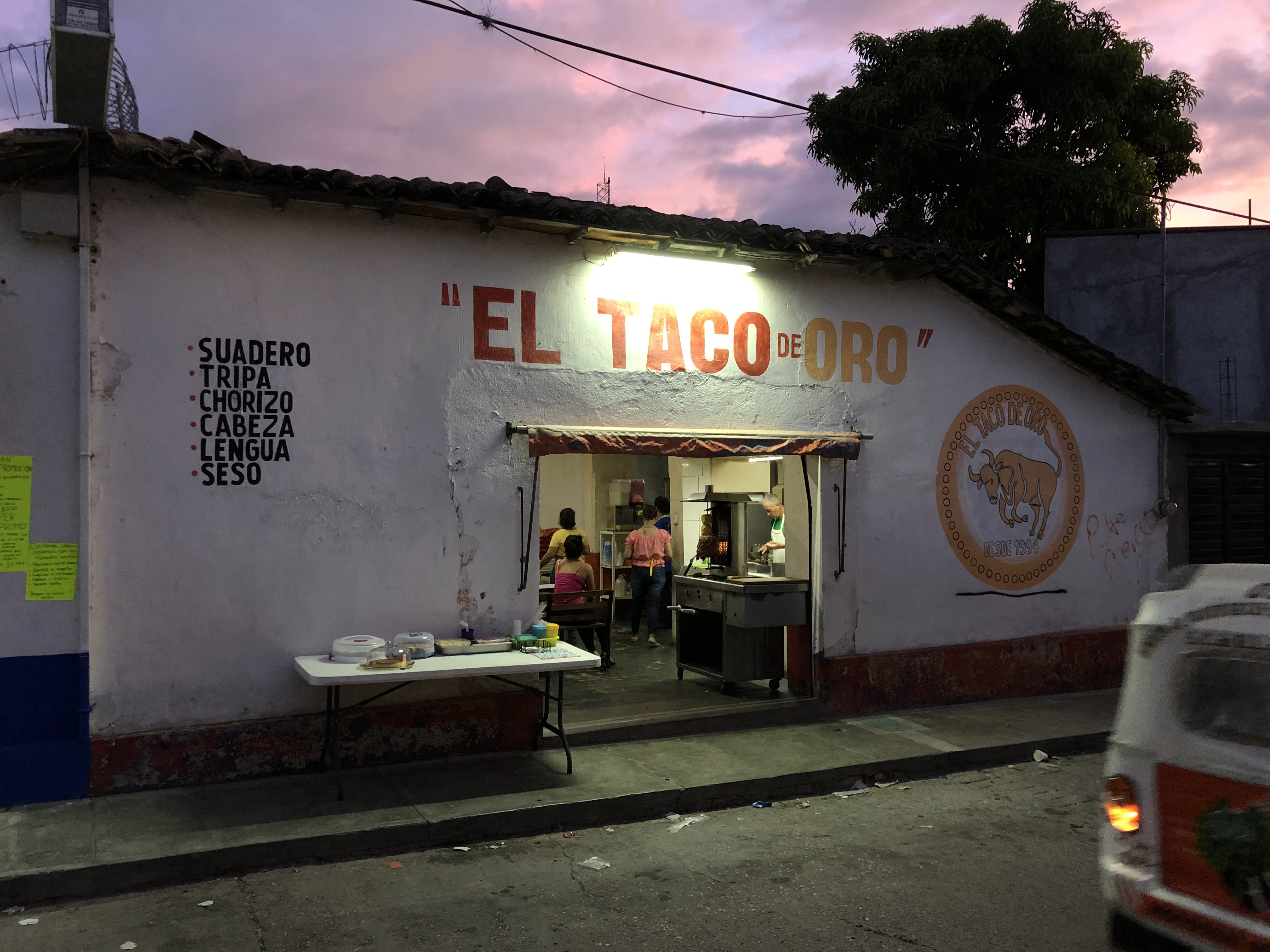 El Taco de Oro image 1