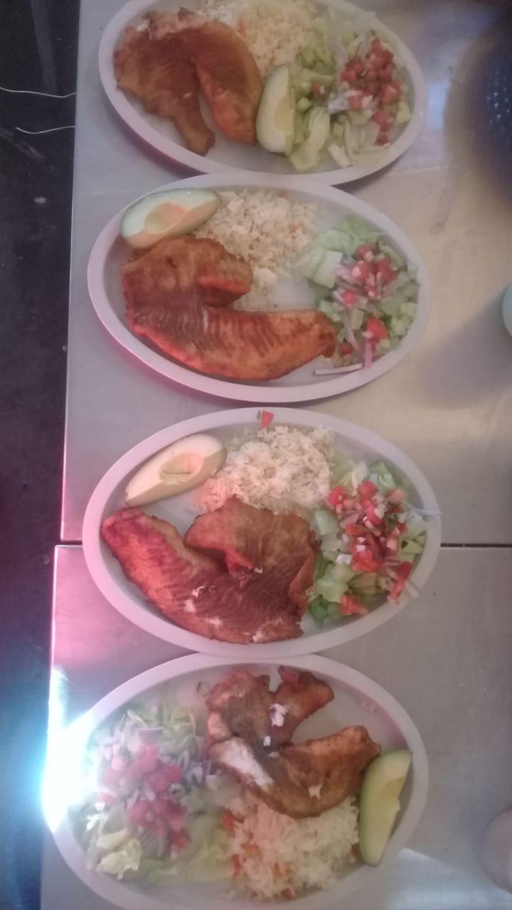 Mariscos El Cuate image 9