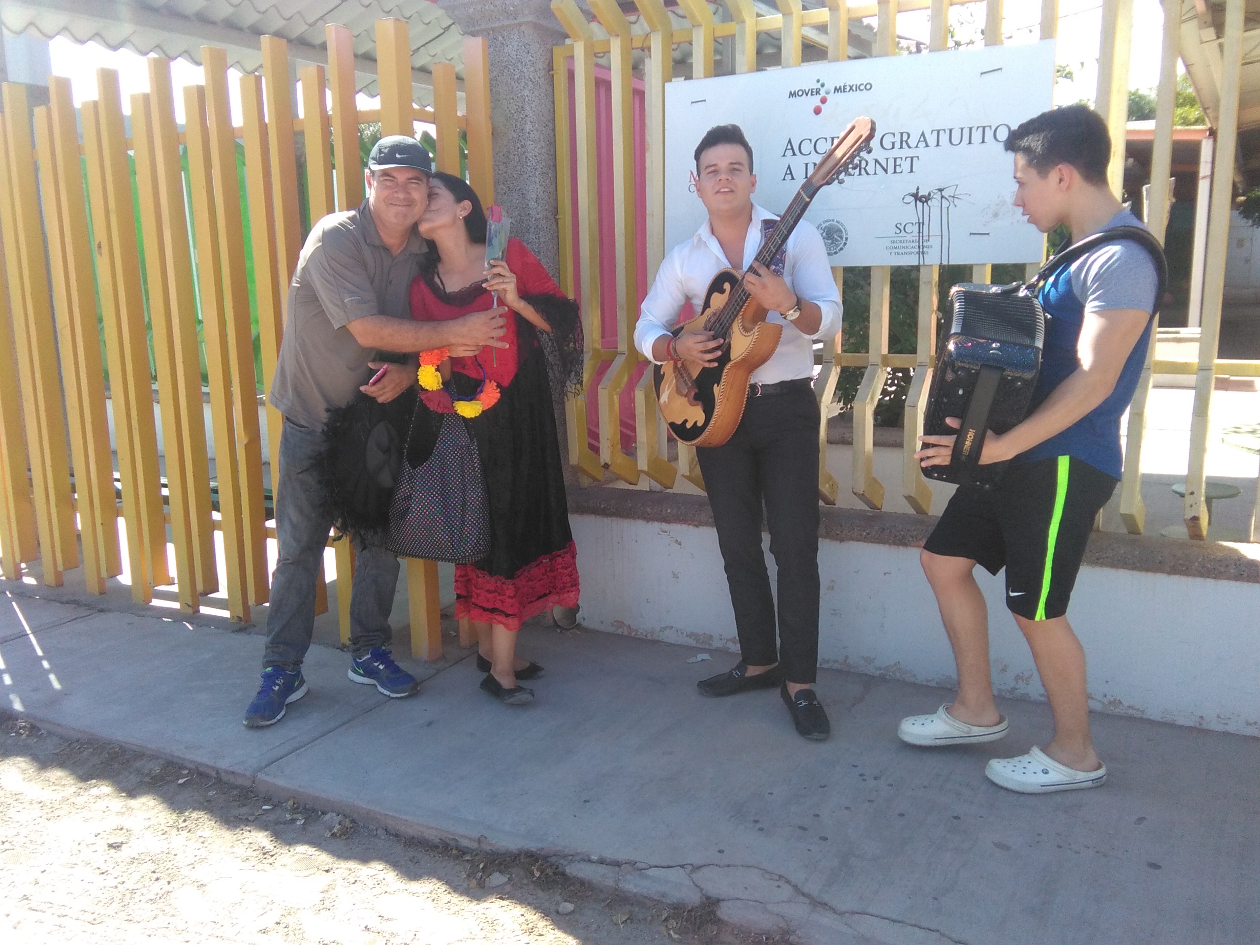 Mariscos Chuy image 5