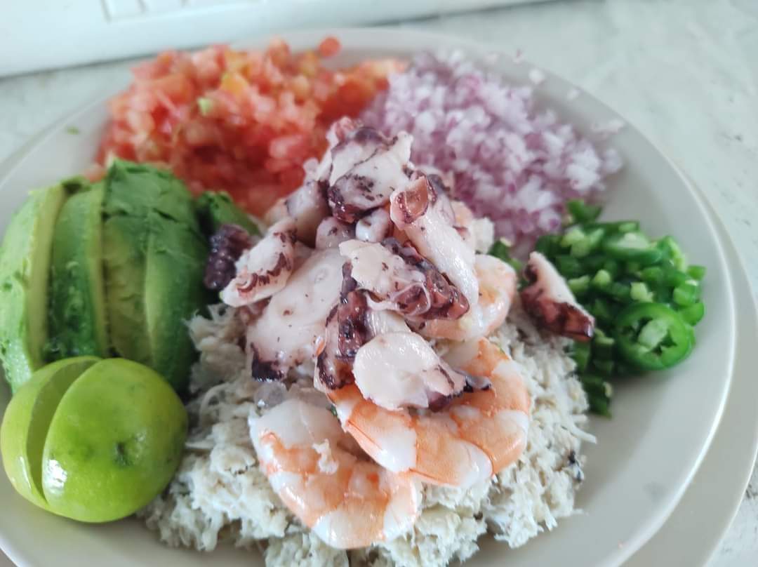 Mariscos Esperanza image 4