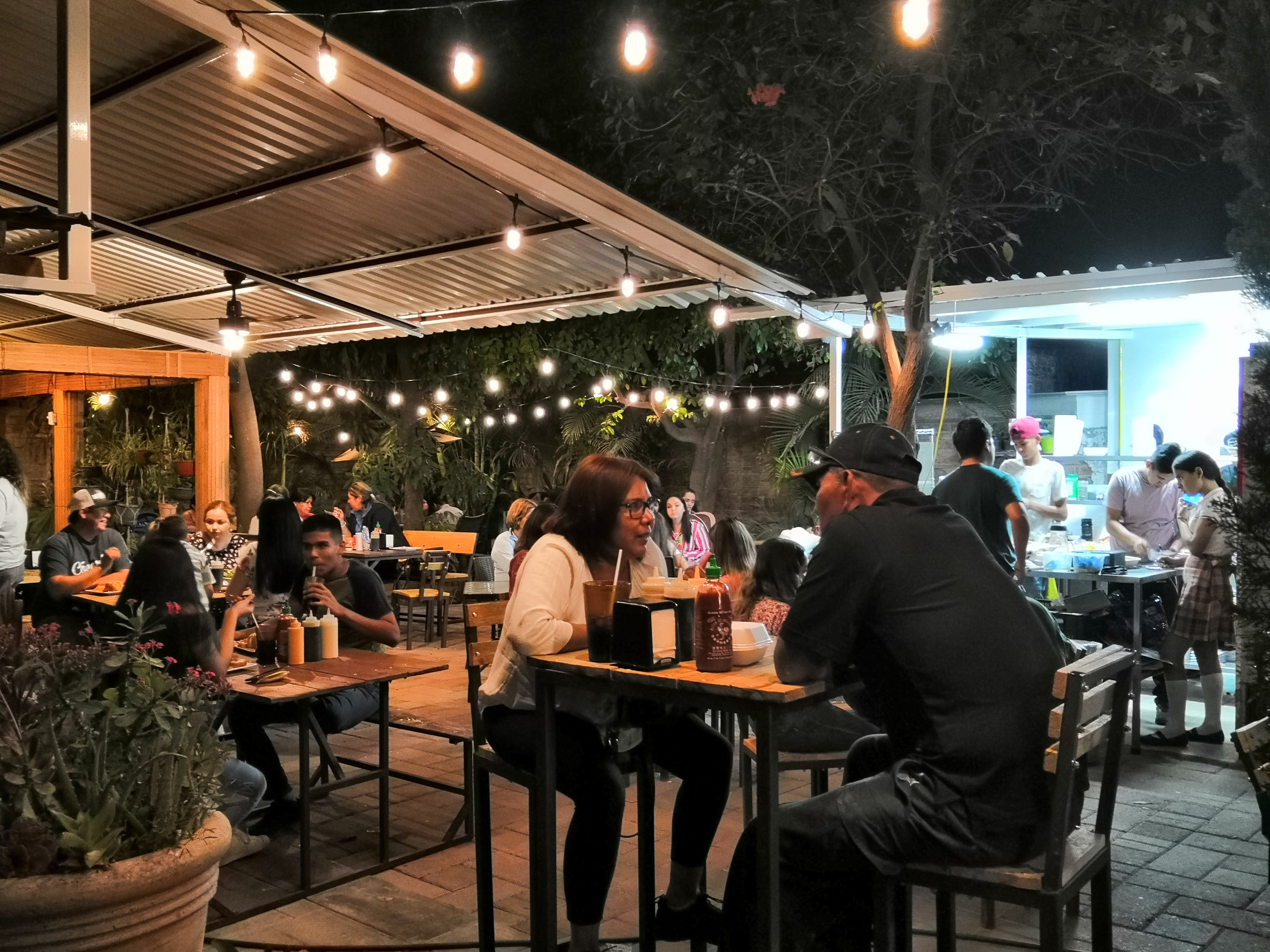 Garden Wings & Roll image 6