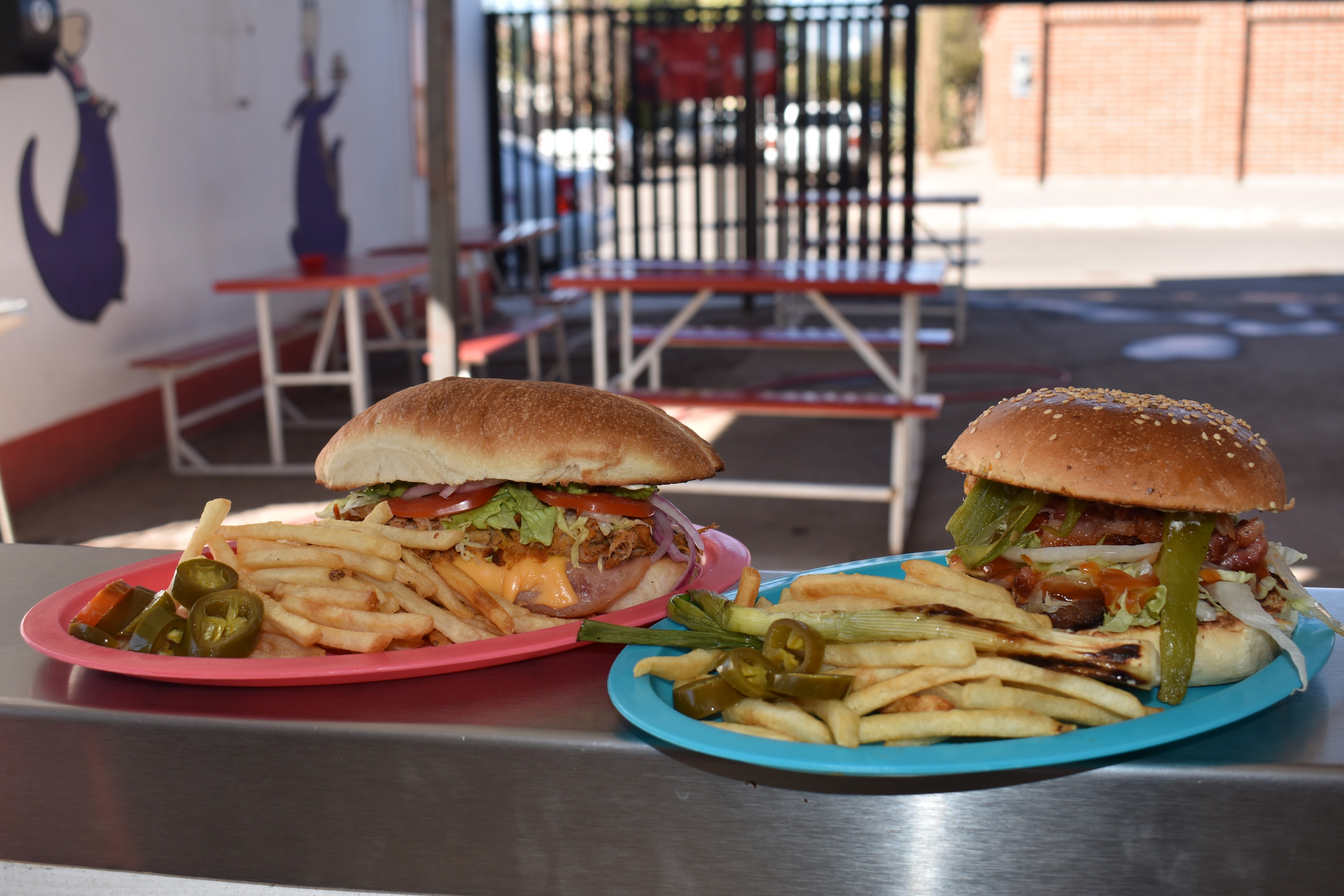 Dino's Burger image 1