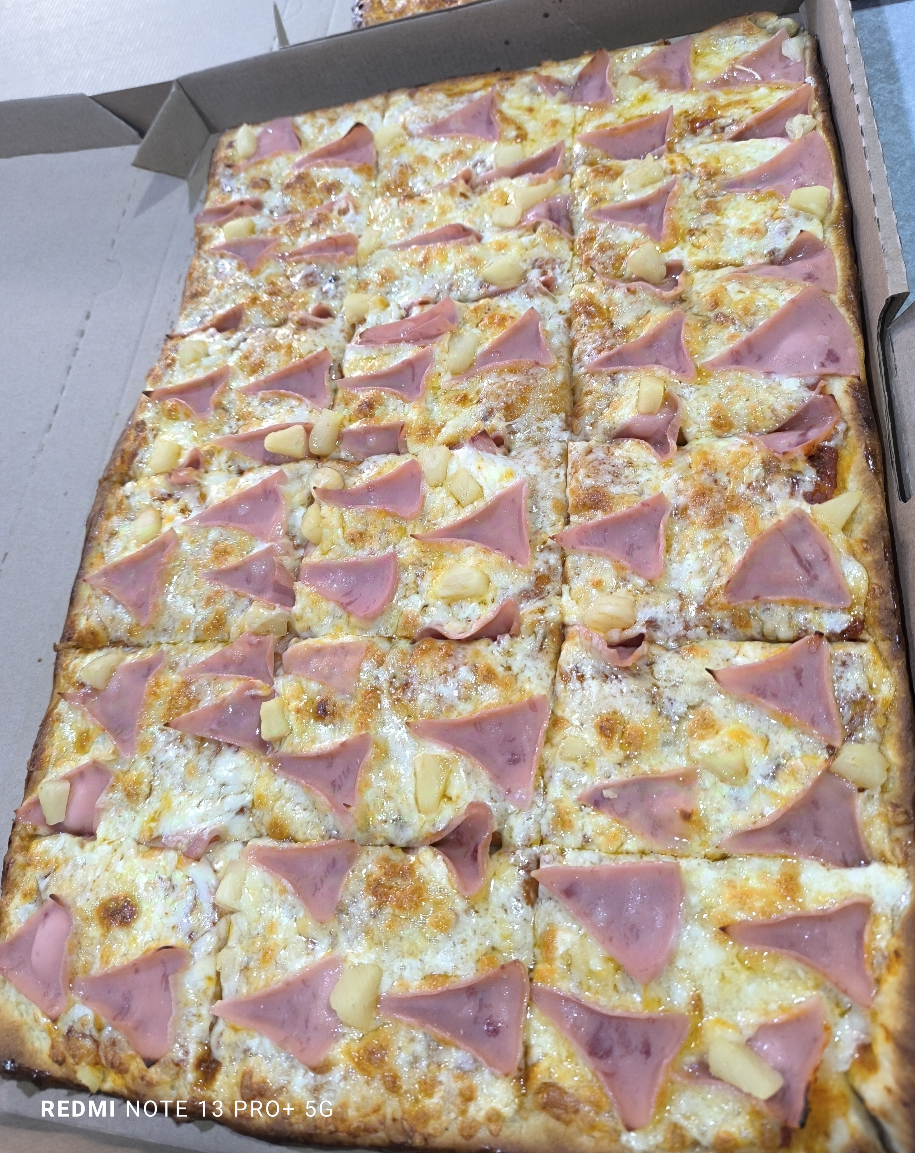 Lasconni Pizza image 7