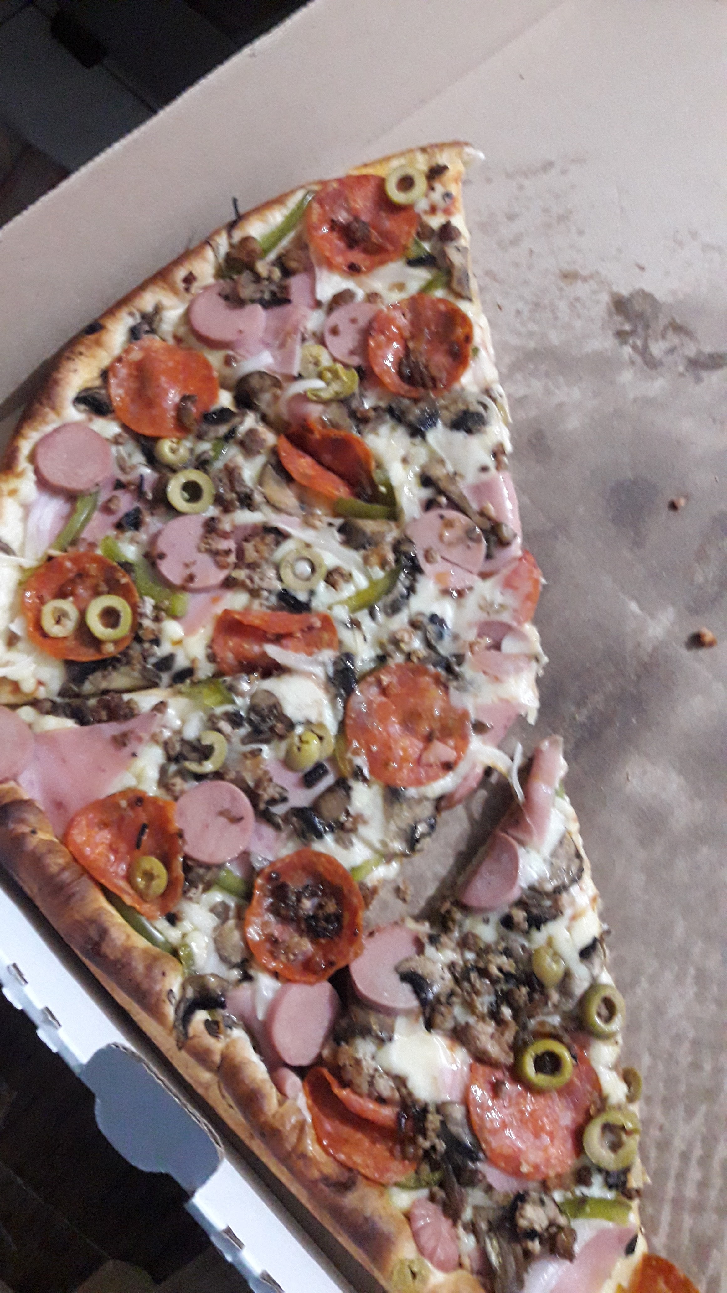 Lasconni Pizza image 10