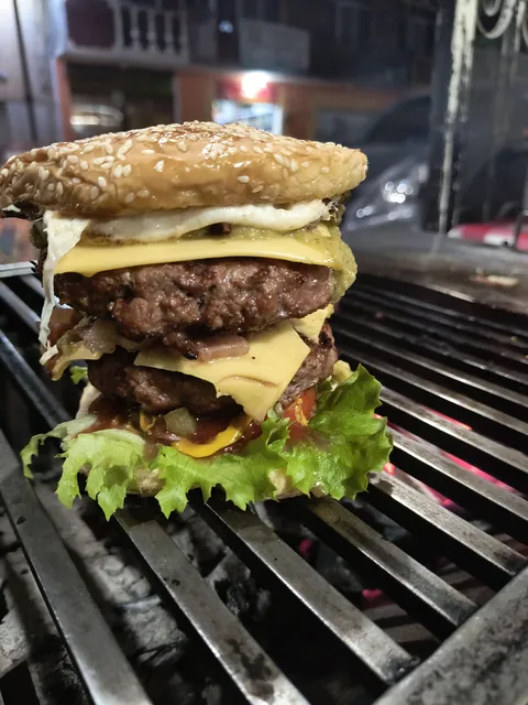 Hamburguesas ''Las Thalia's'' image 2