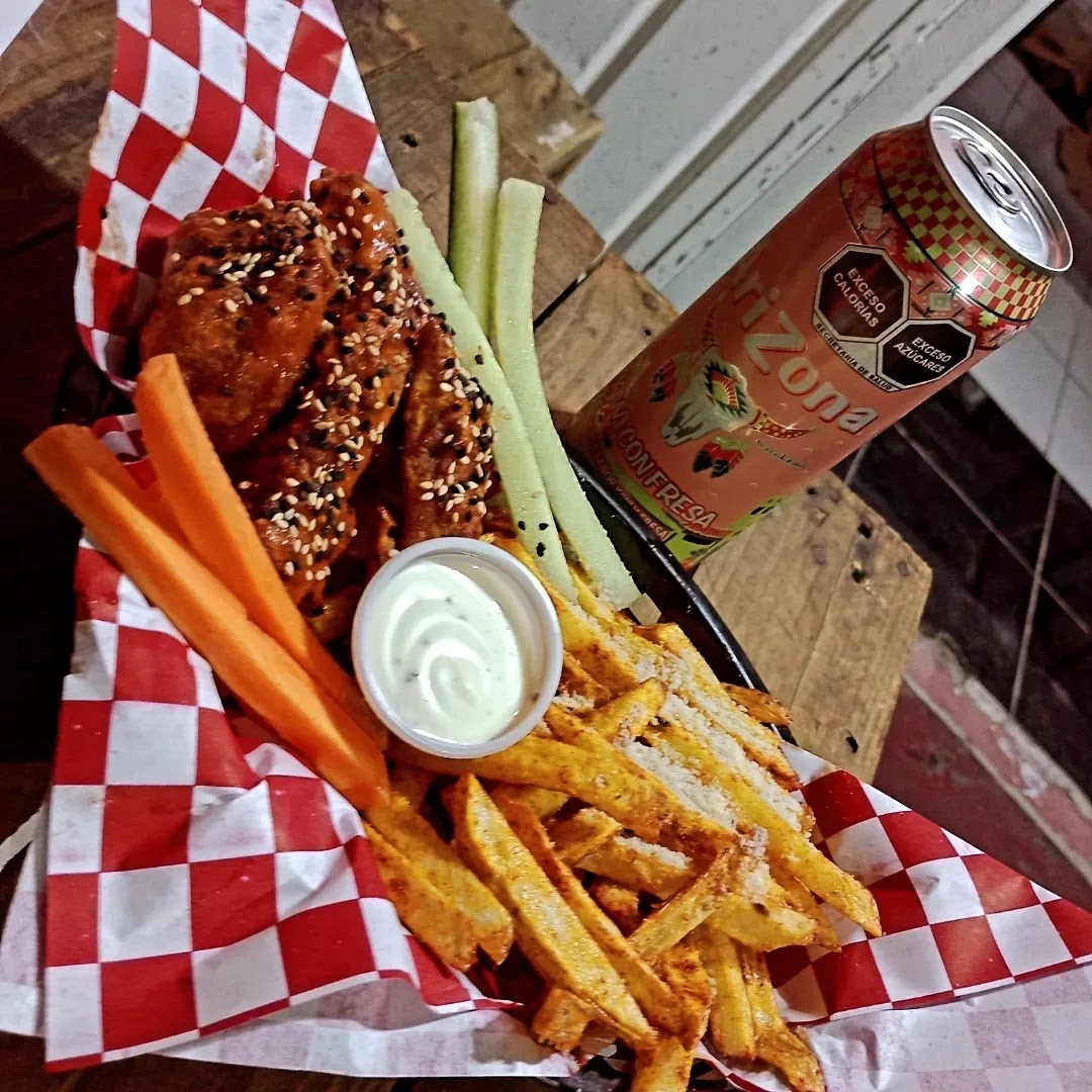 WALDOS'S FRIES image 6