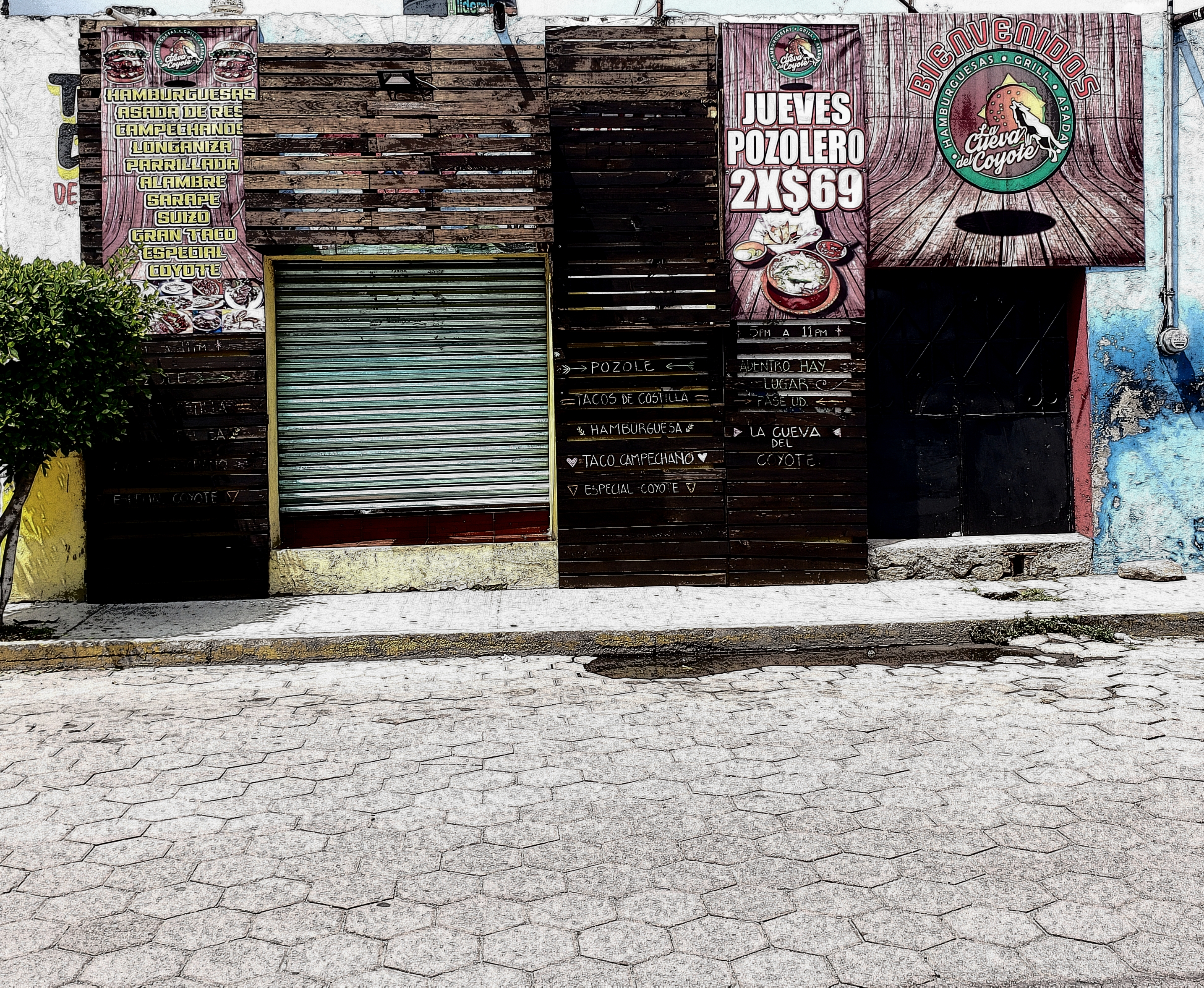 La Cueva Del Coyote image 1