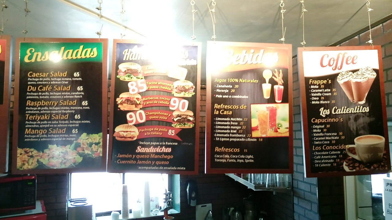 Du Café Restaurant image 4