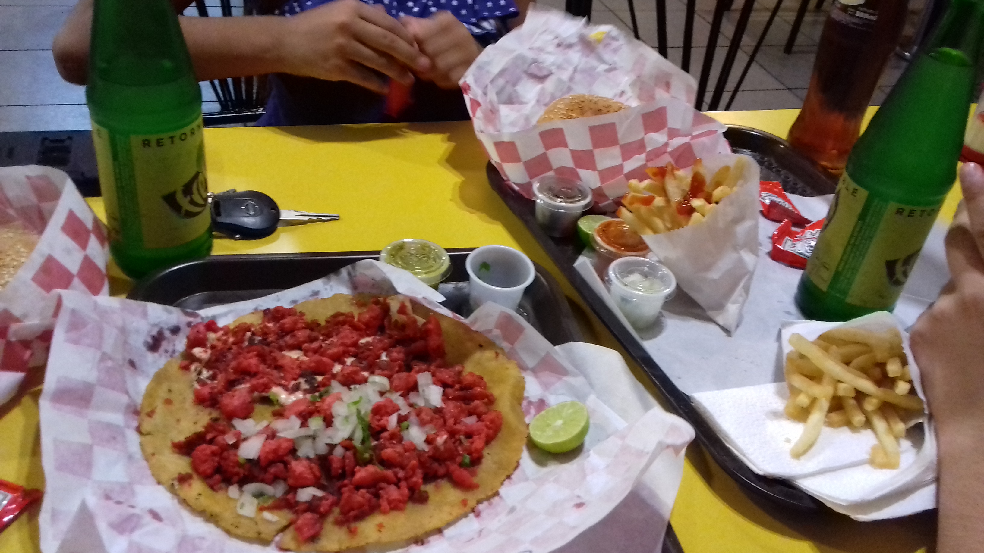 Tortas El Lechon image 1