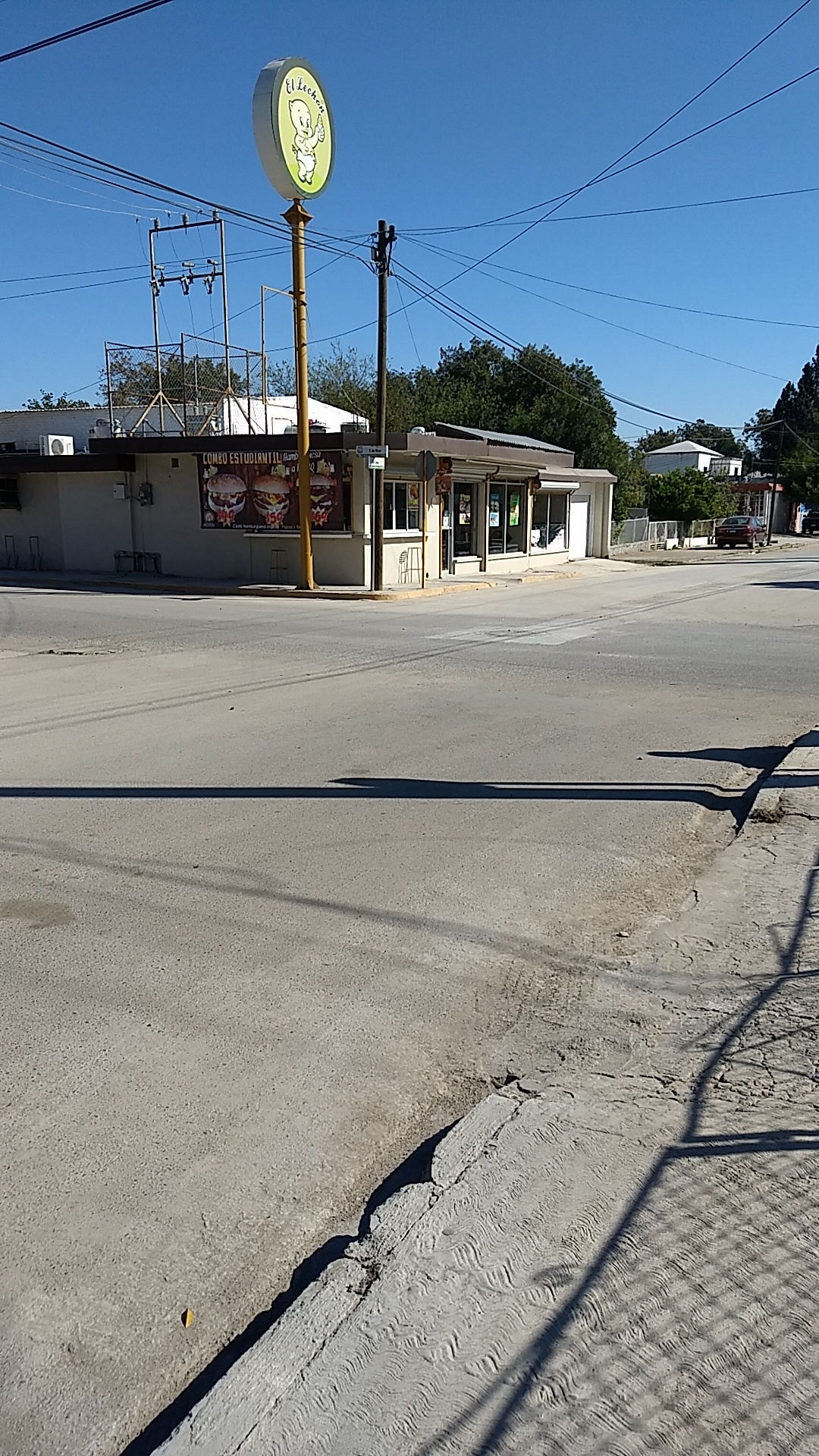 Tortas El Lechon image 5