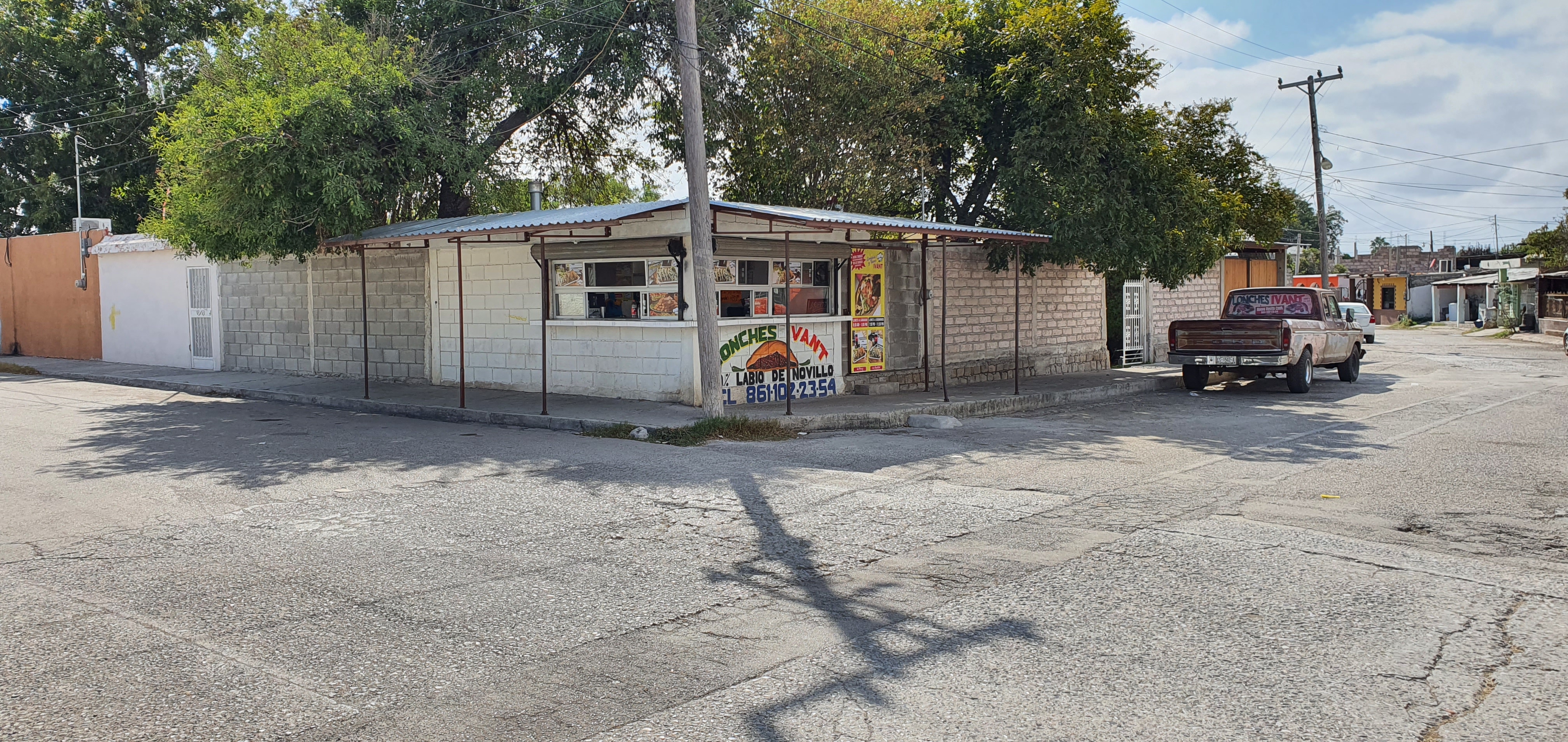 "Lonches Ivánt" image 4